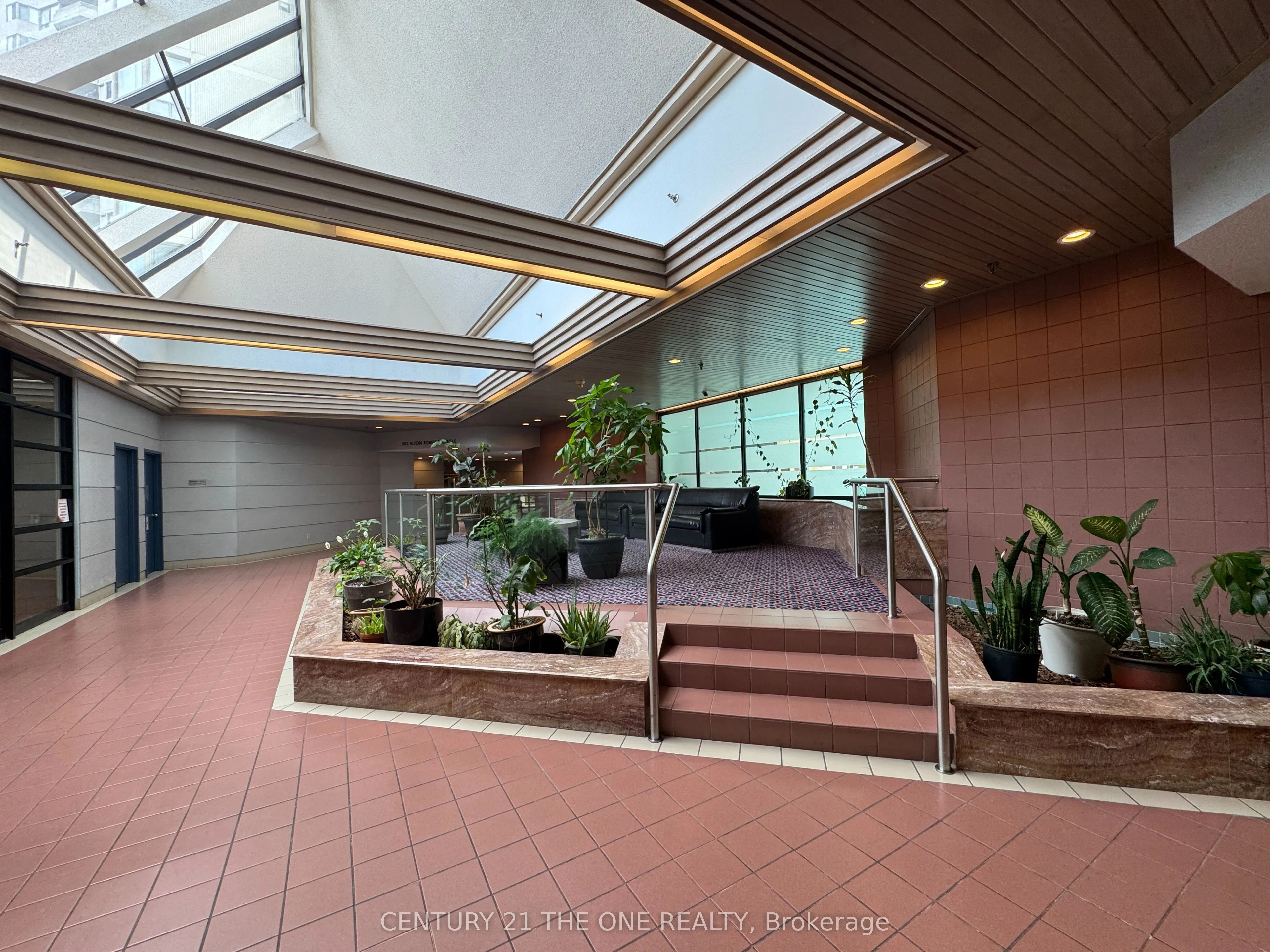 150 Alton Towers Circle, #1808