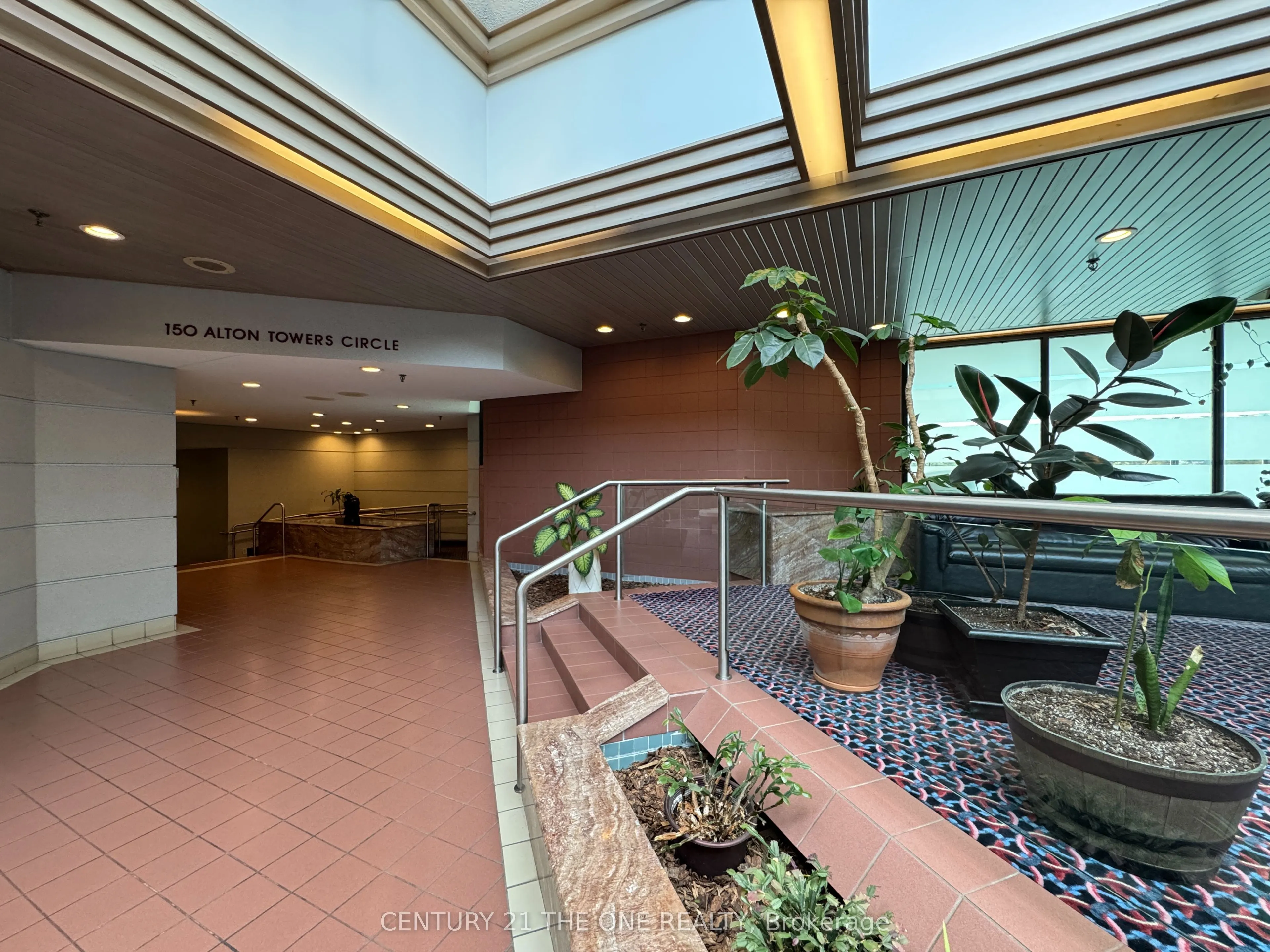 150 Alton Towers Circle, #1808