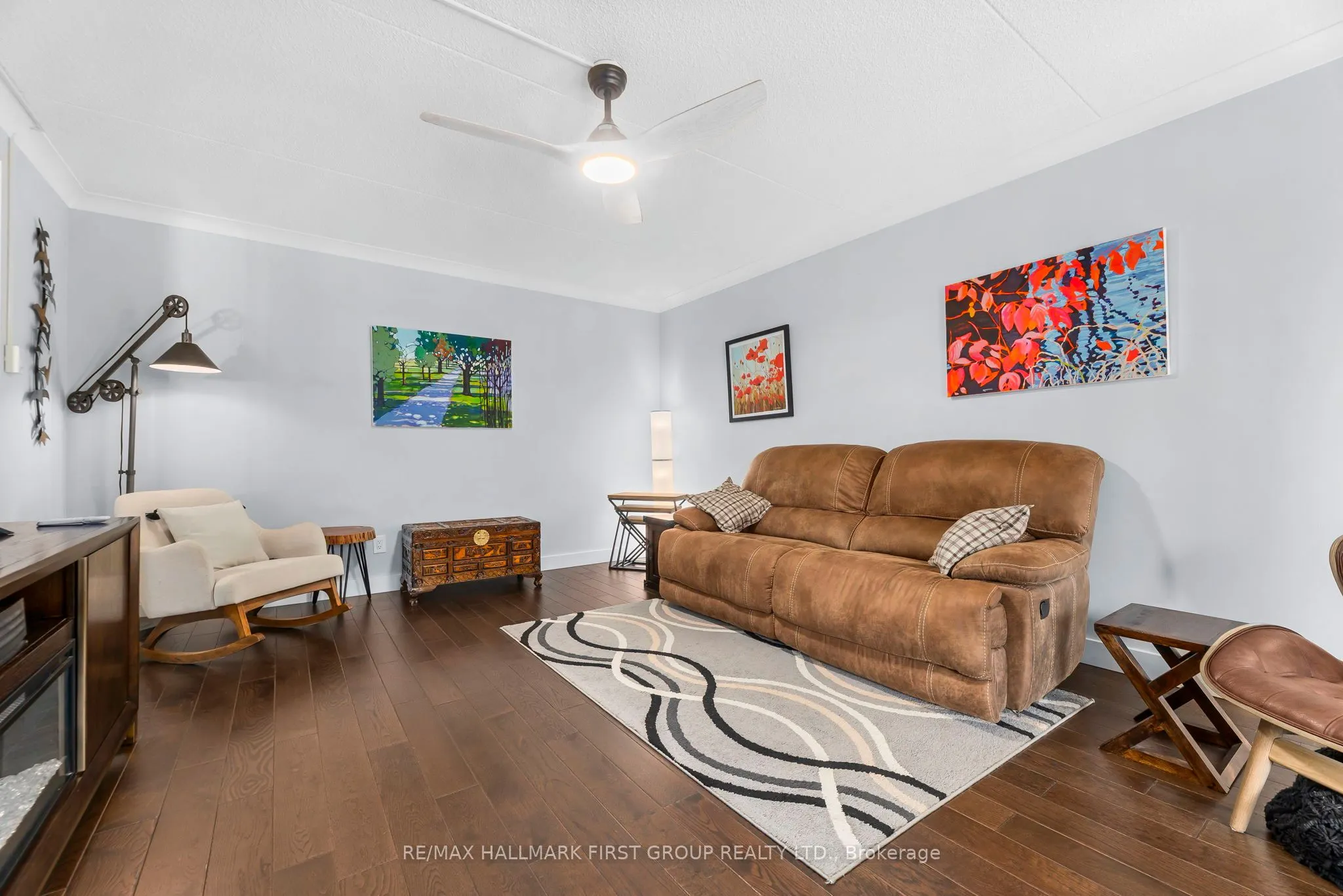 580 Mary Street E, #104