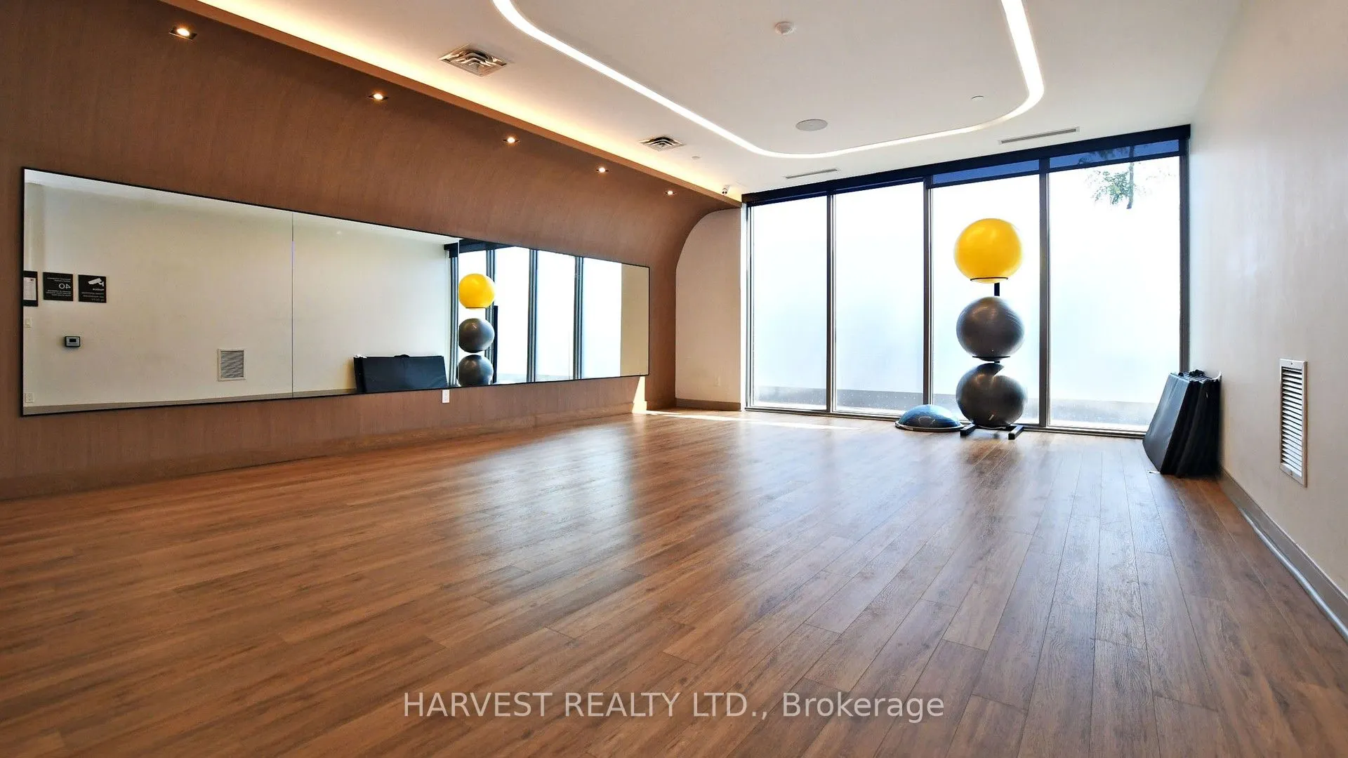225 Village Green Square, #2103