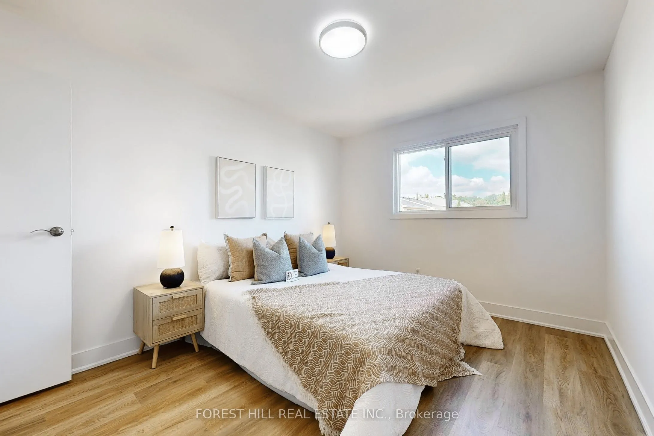 50 Coalport Drive