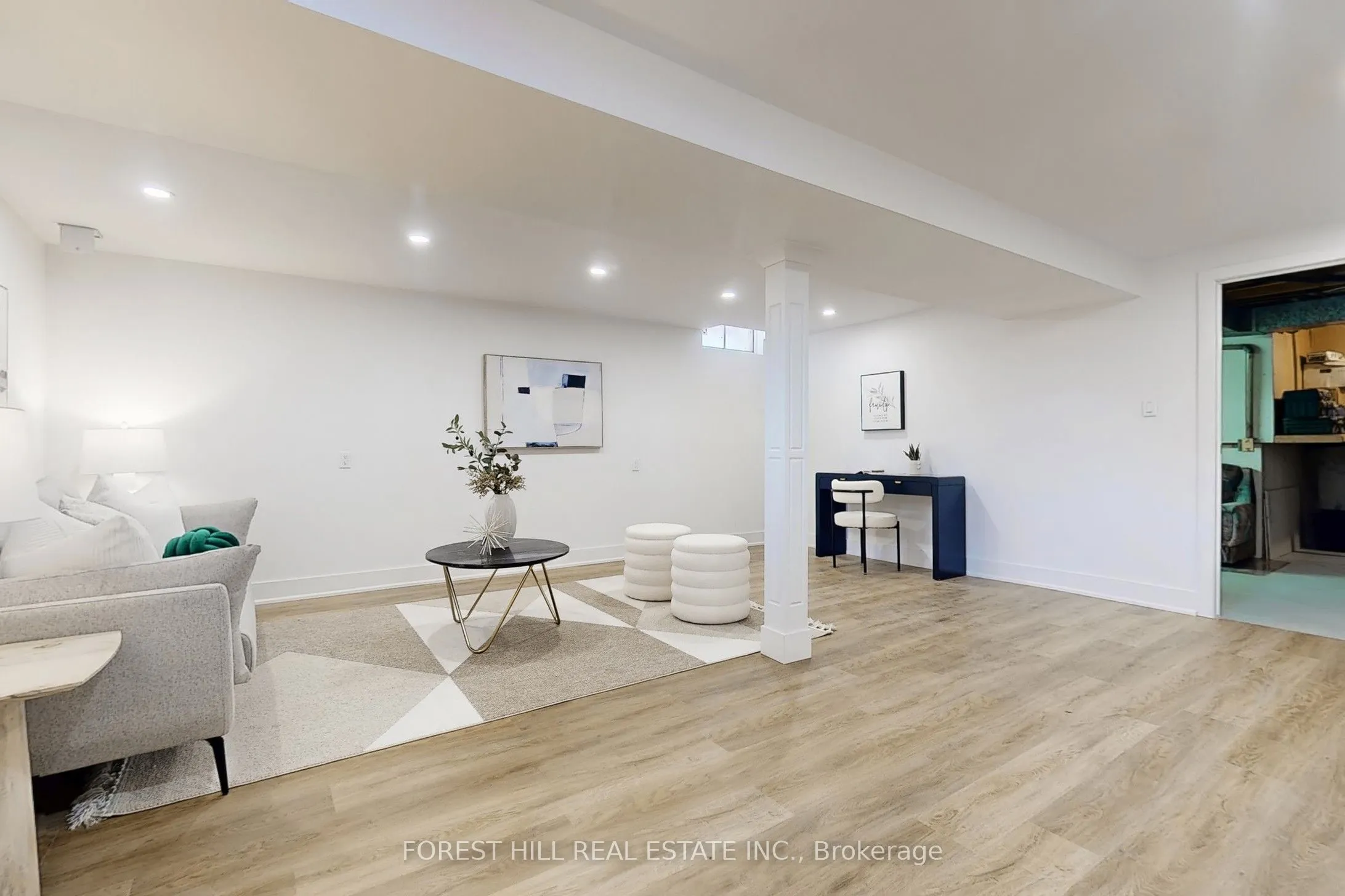 50 Coalport Drive