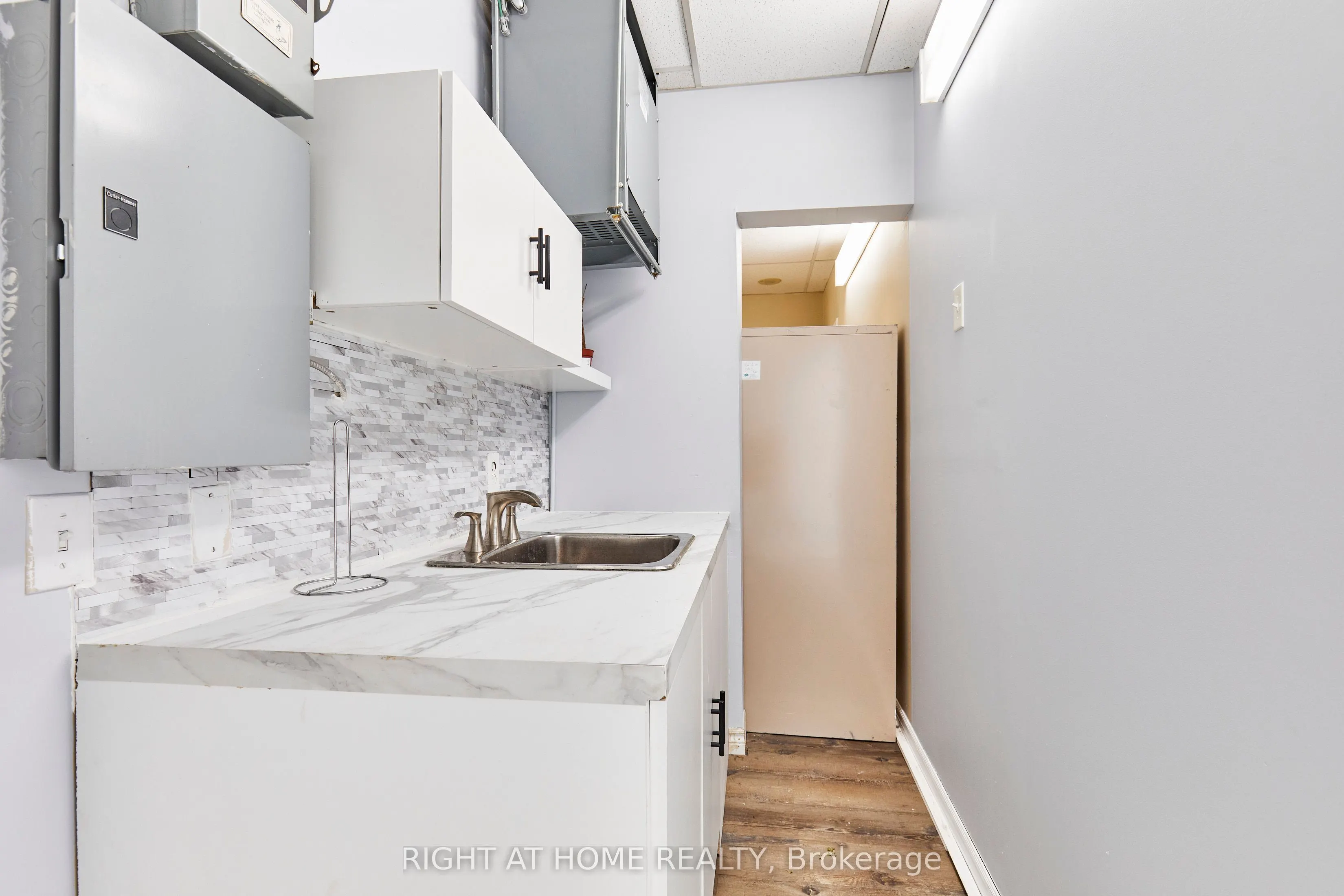 108 Corporate Drive, #15
