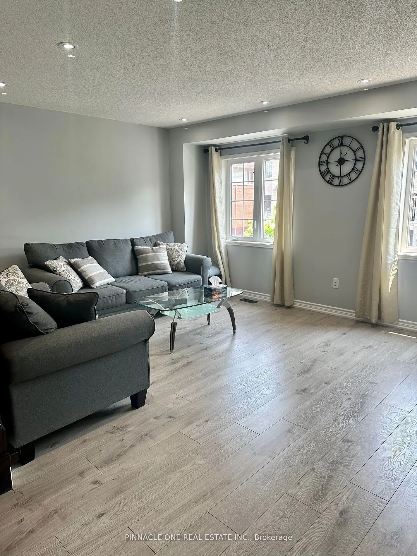 14 Blunden Road