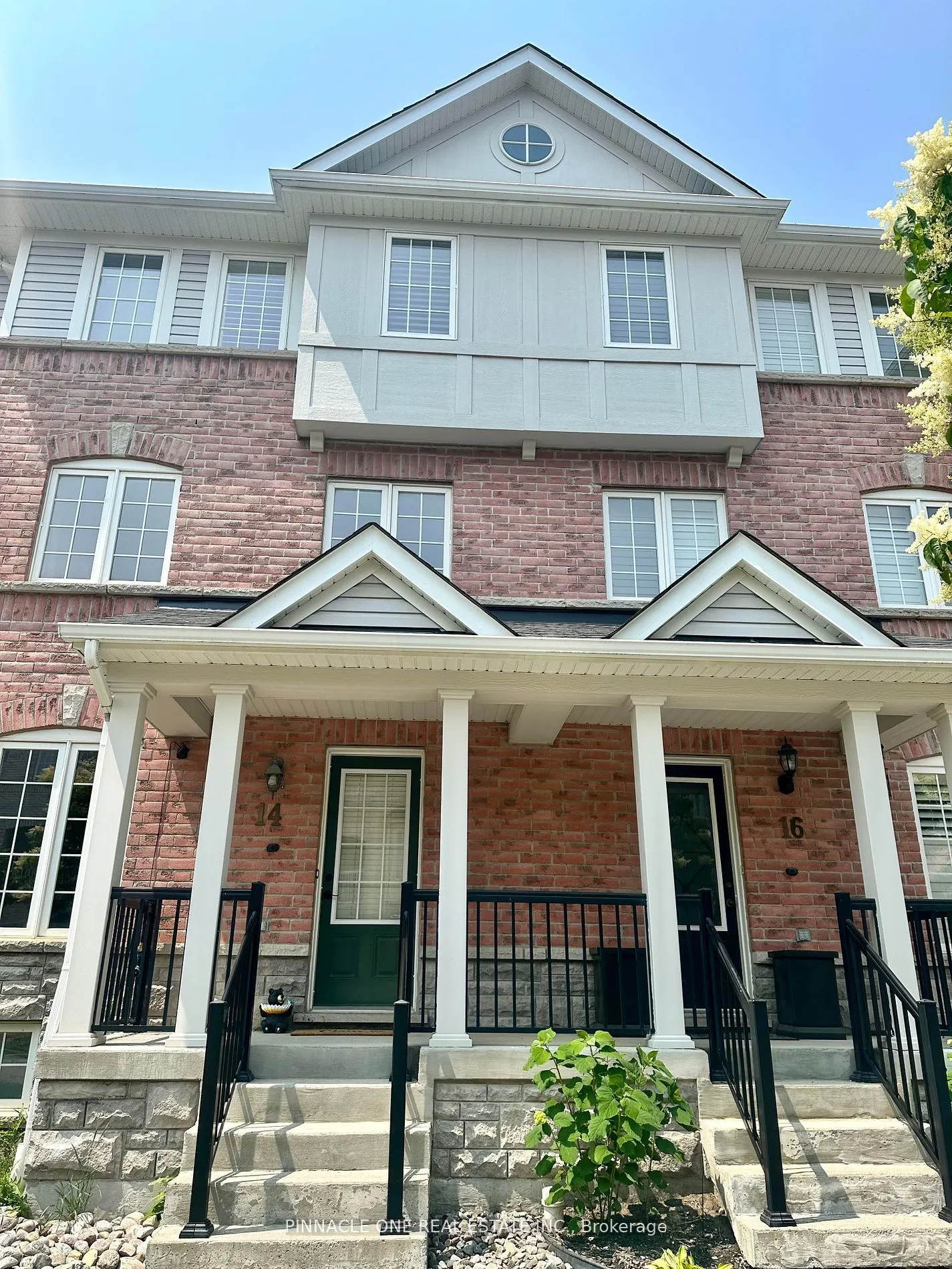 14 Blunden Road