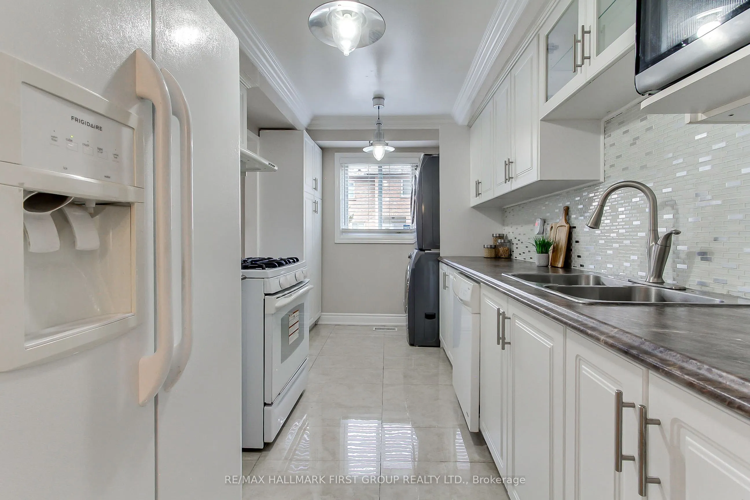 10 Rodda Boulevard, #41