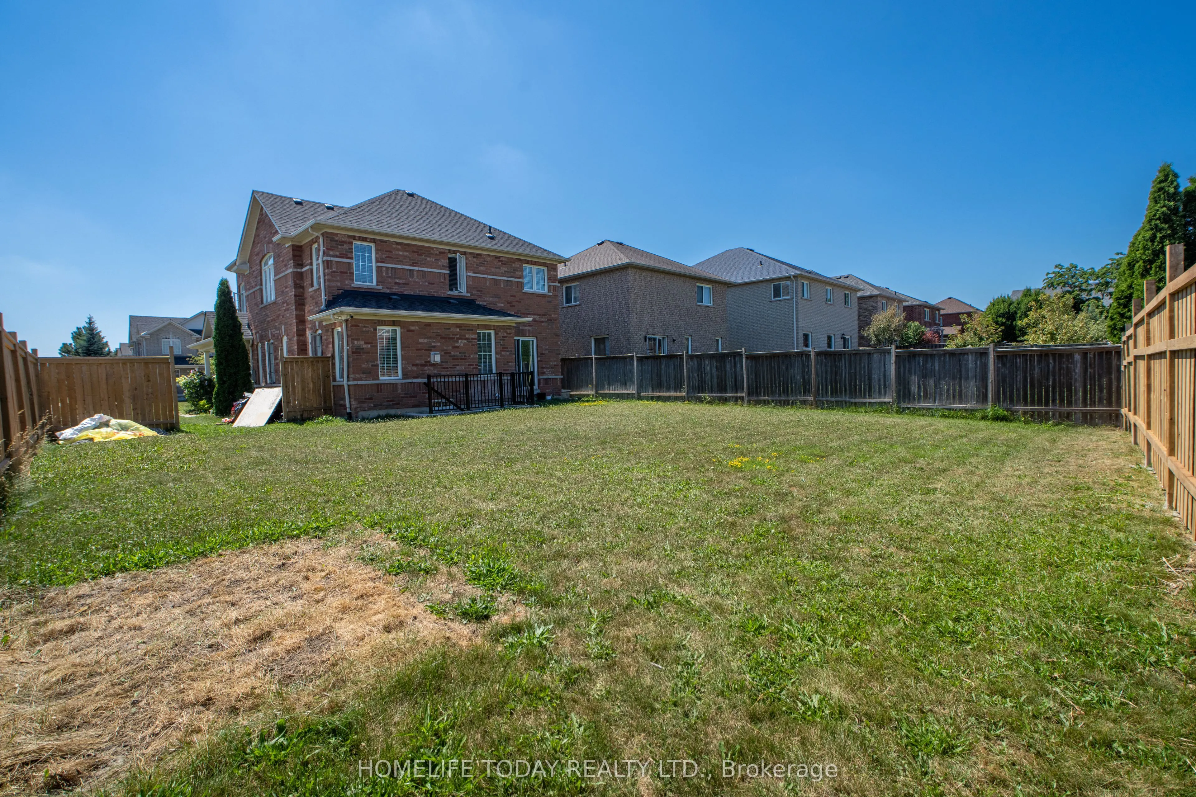 2 Pardon Avenue, #Main