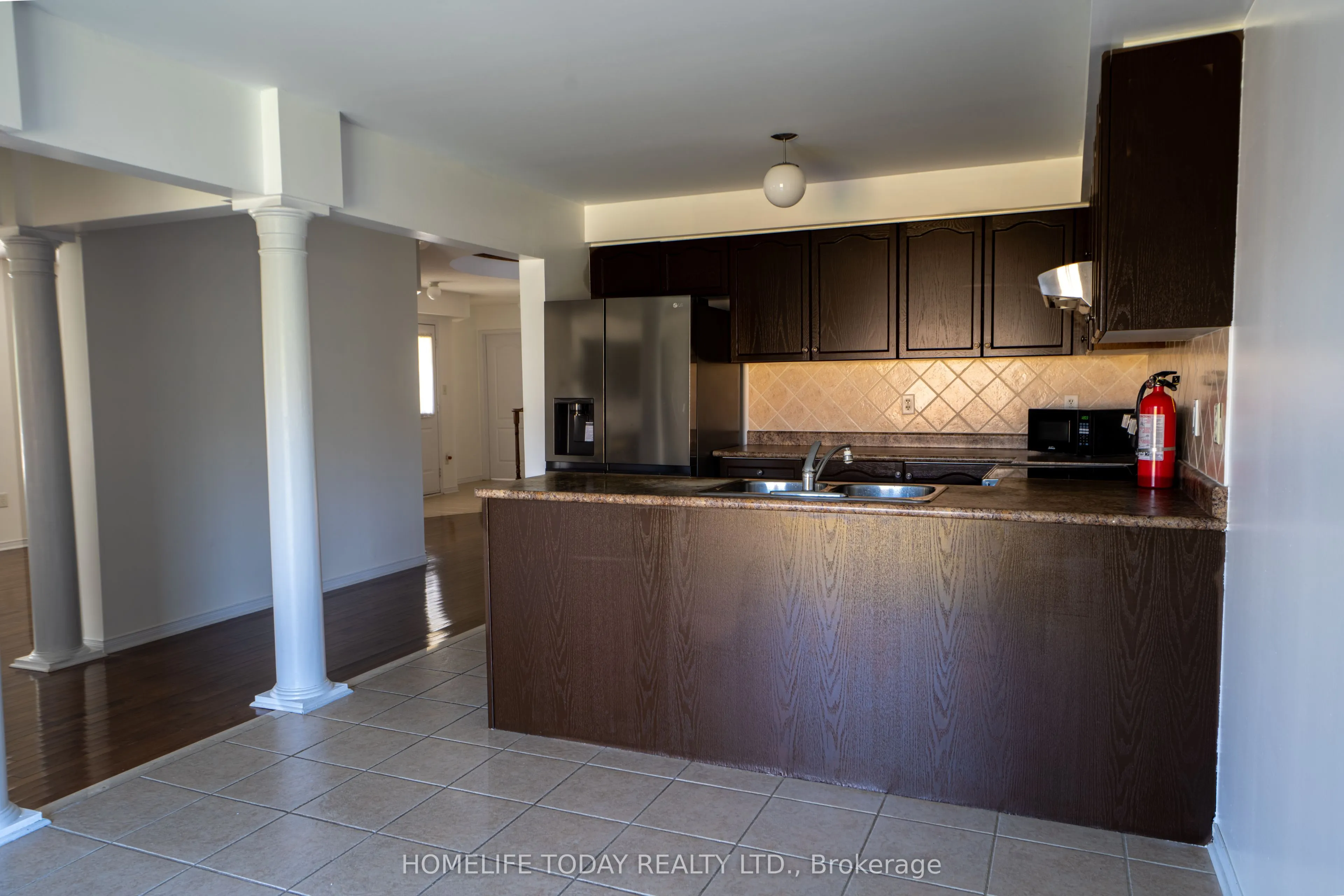 2 Pardon Avenue, #Main