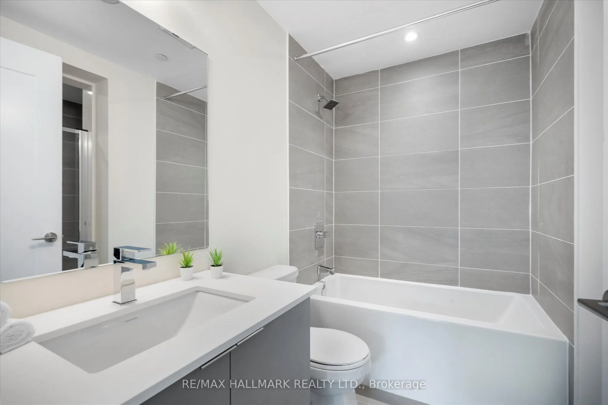 1350 Kingston Road, #116