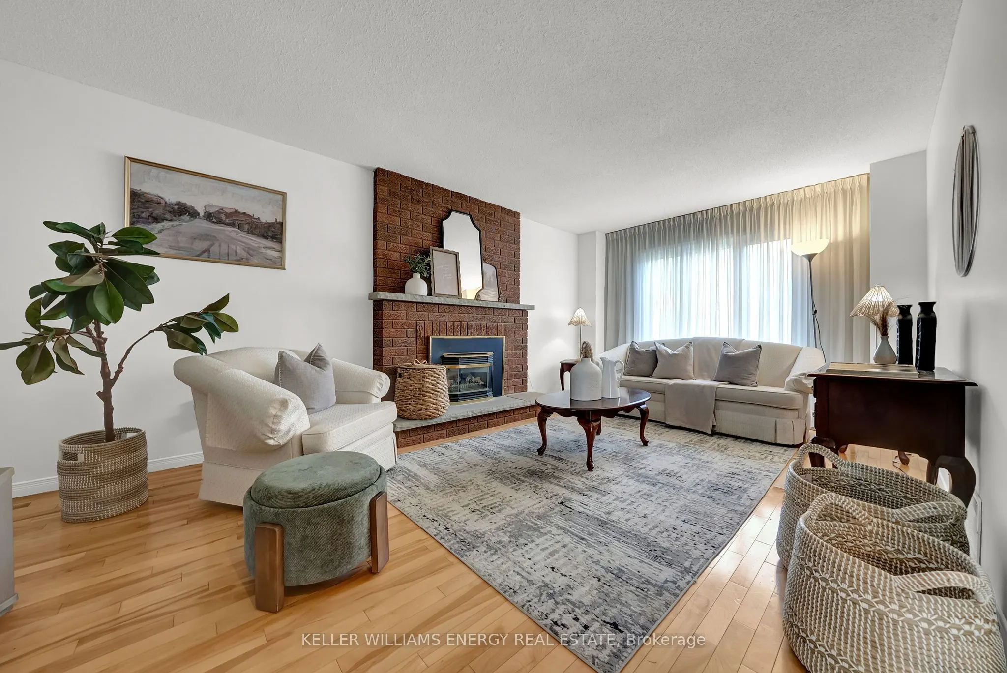 280 Thornton Road N