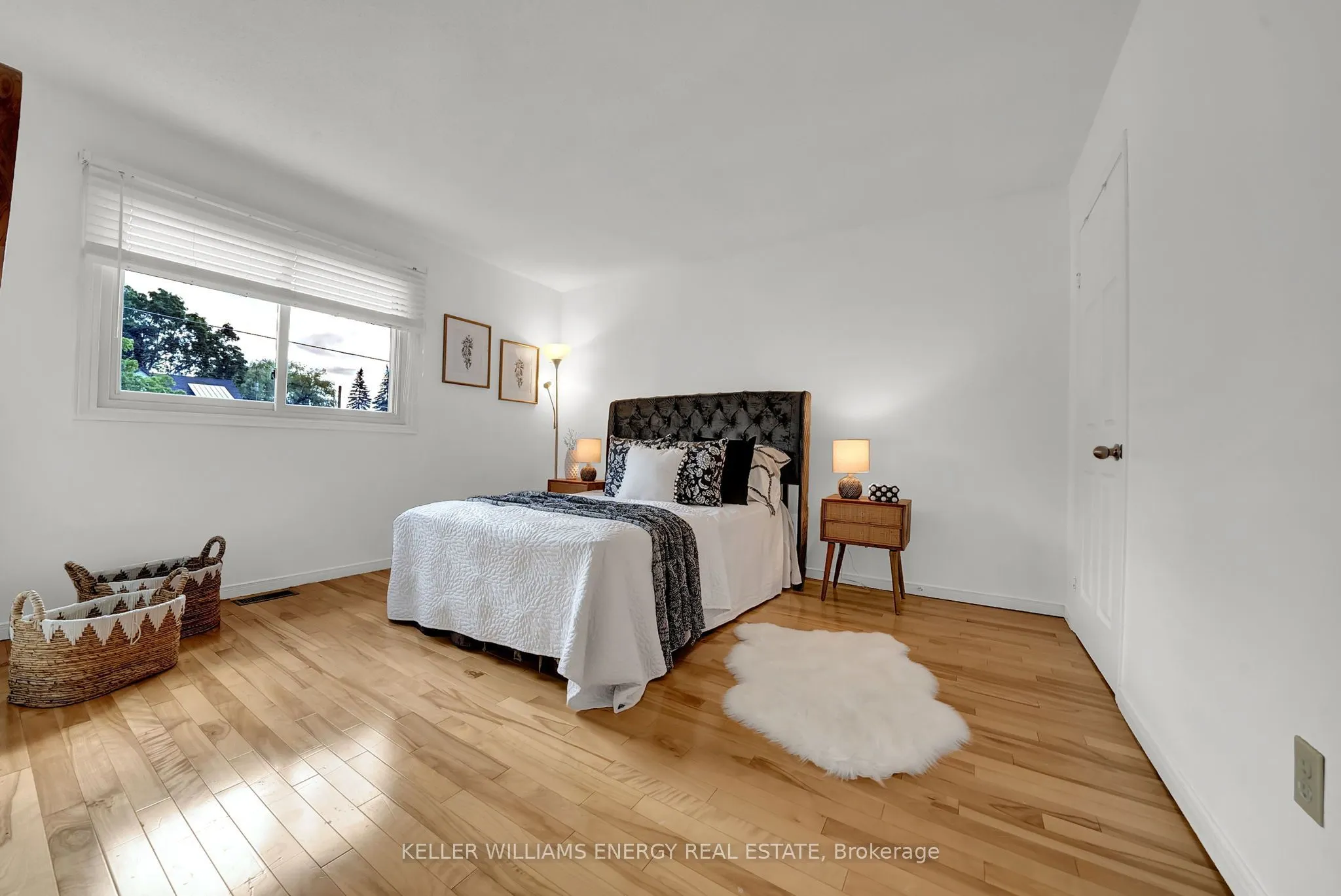 280 Thornton Road N
