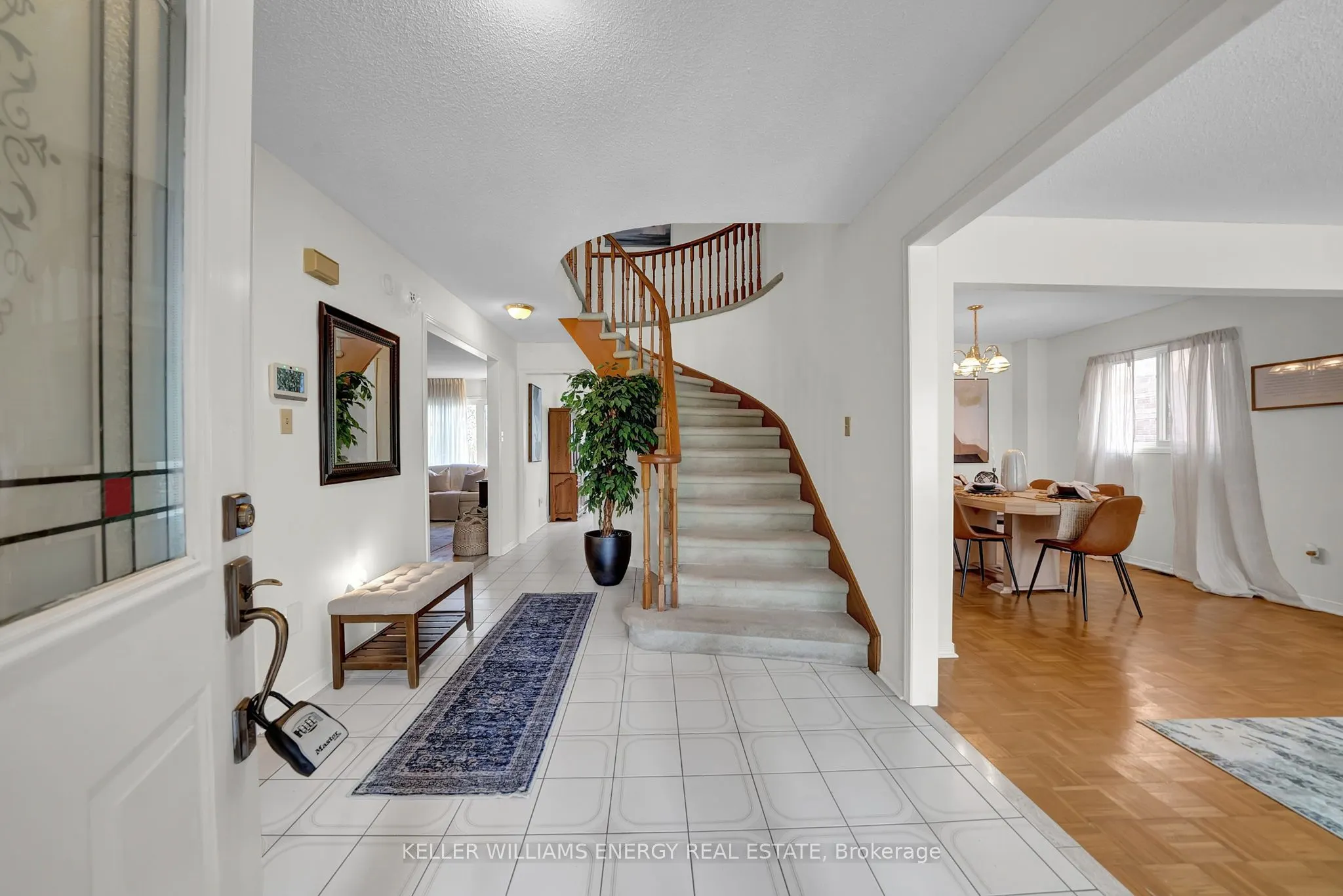 280 Thornton Road N