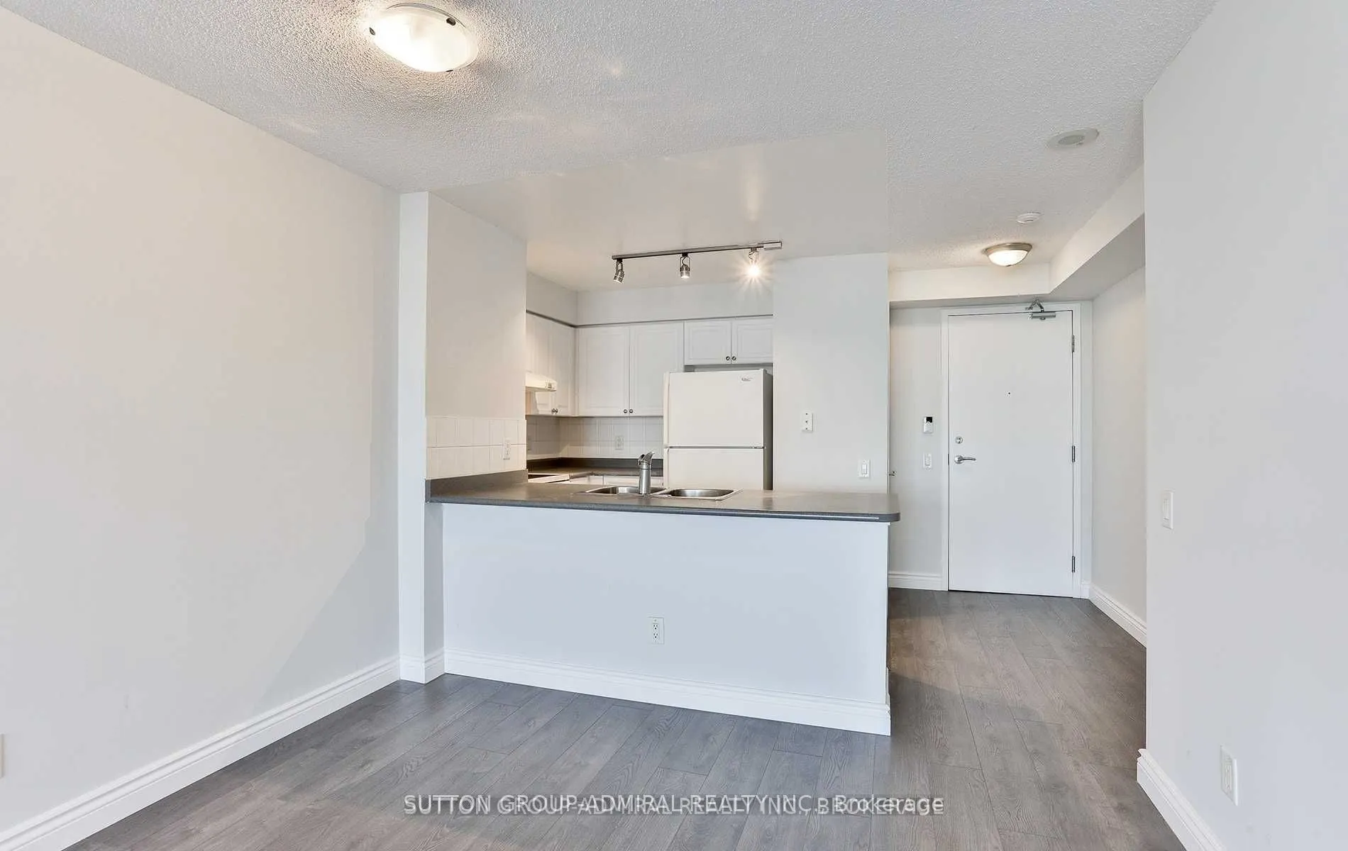 8 Mondeo Drive, #1312