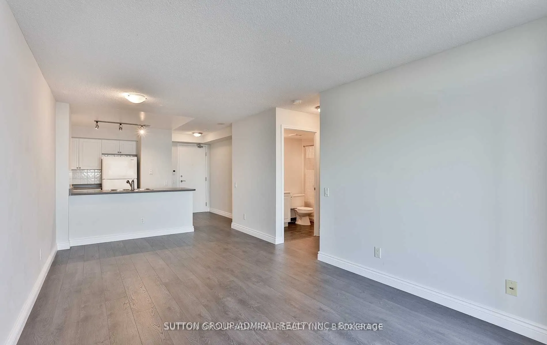 8 Mondeo Drive, #1312