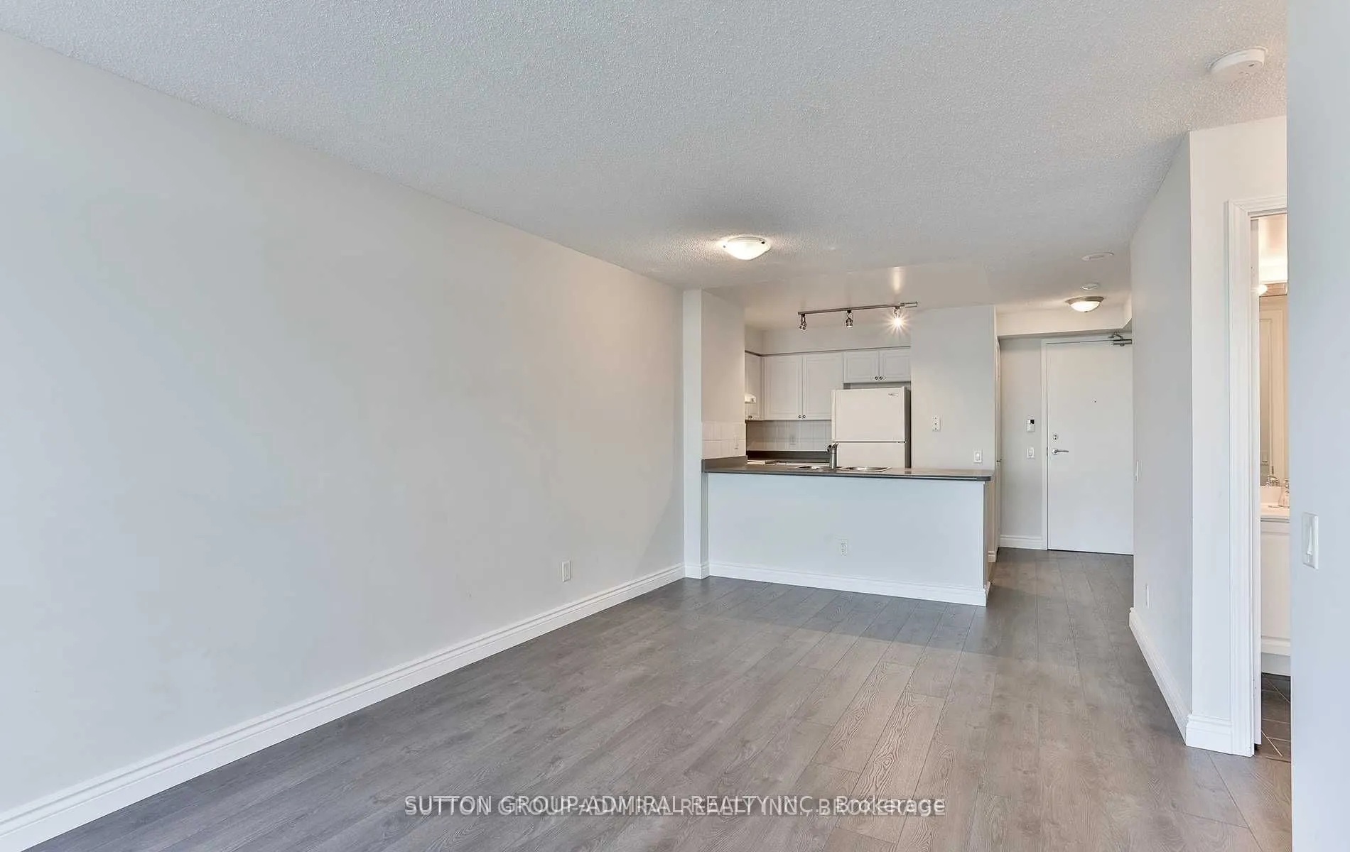 8 Mondeo Drive, #1312
