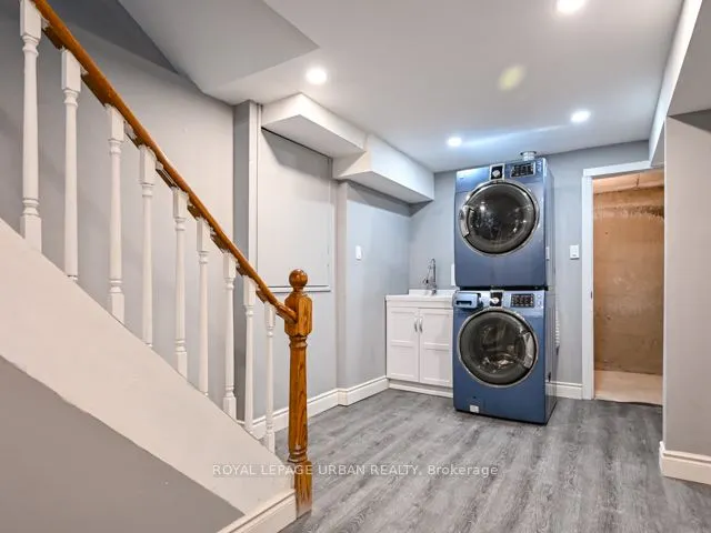 38 Golders Green Avenue