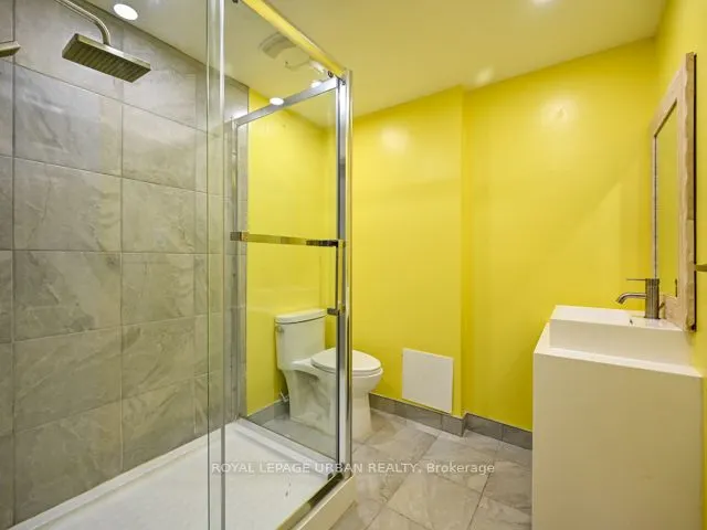 38 Golders Green Avenue