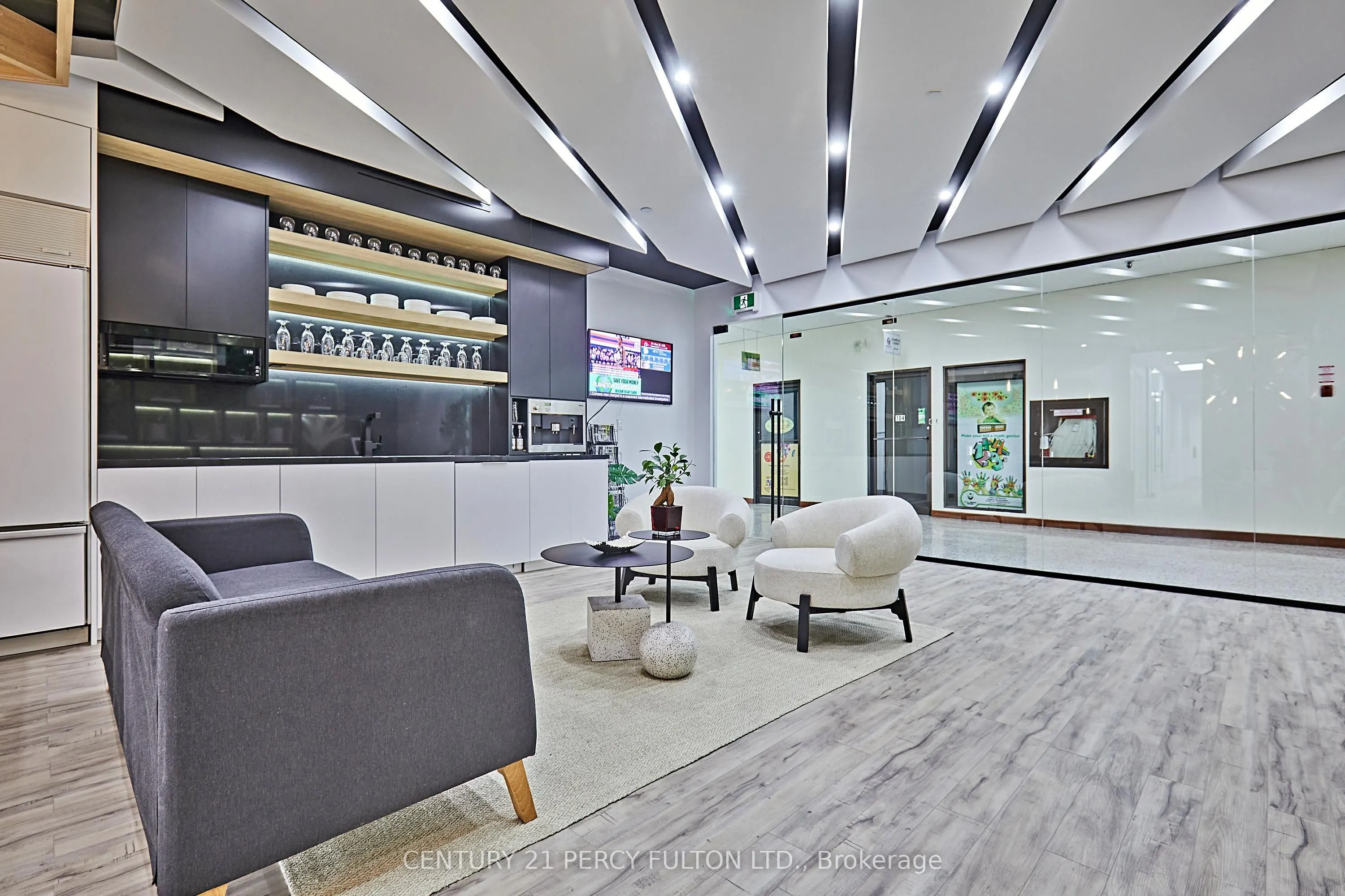 50 Richmond Street E, #112