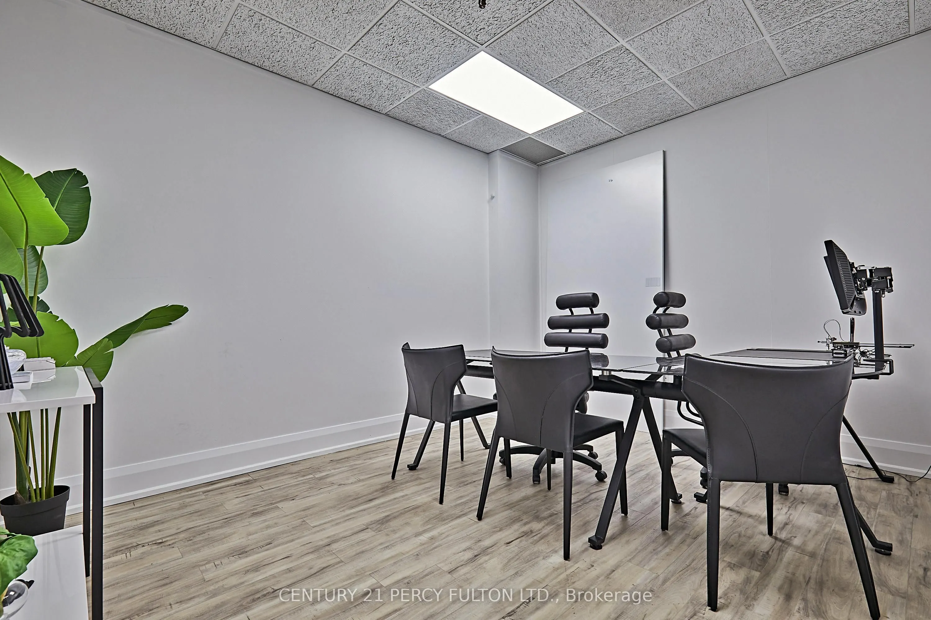 50 Richmond Street E, #112