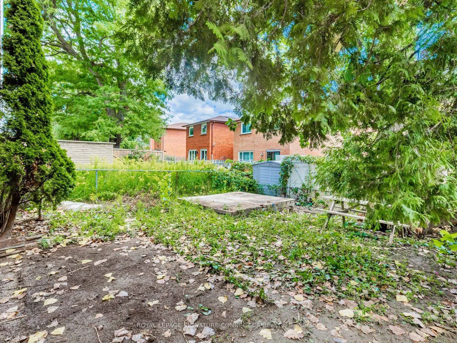 77 White Heather Boulevard