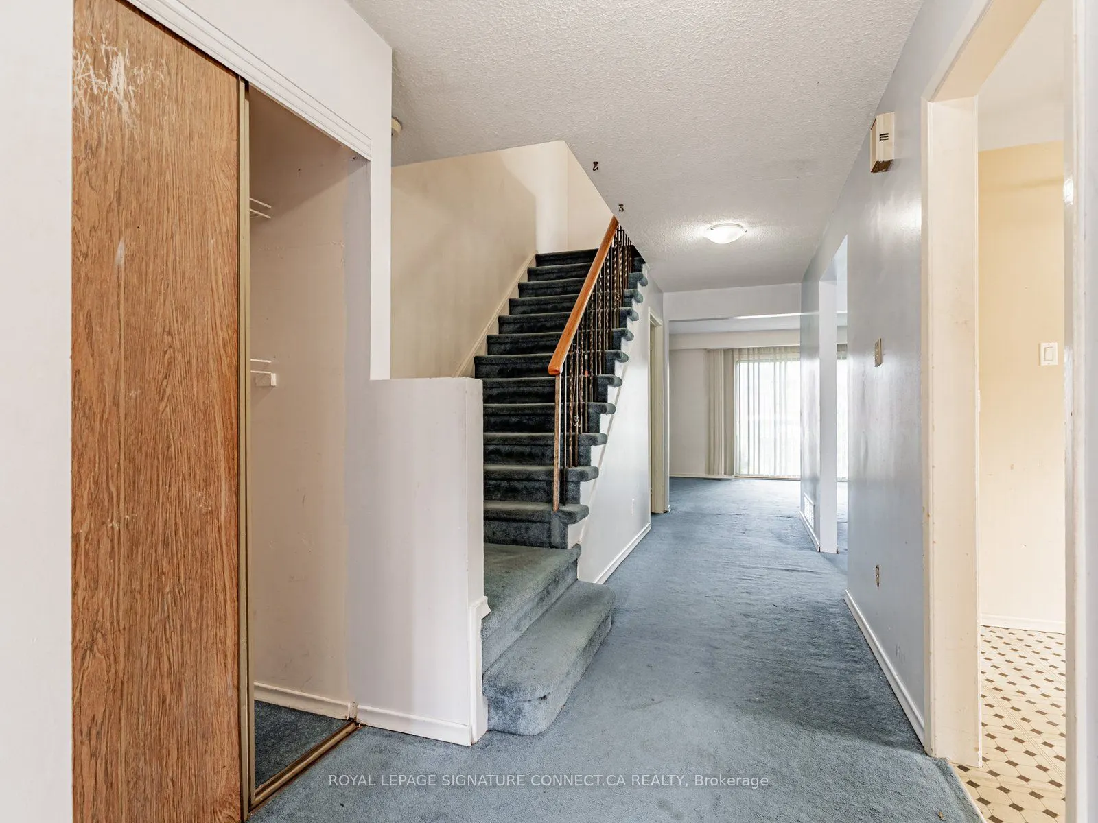 77 White Heather Boulevard