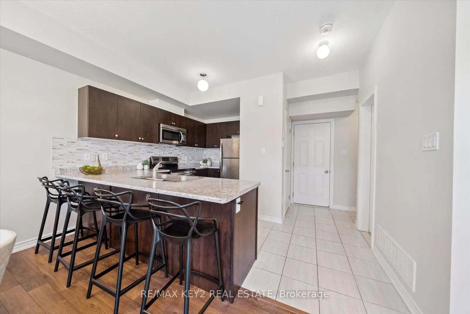 1704 Grenwich Glen, #175