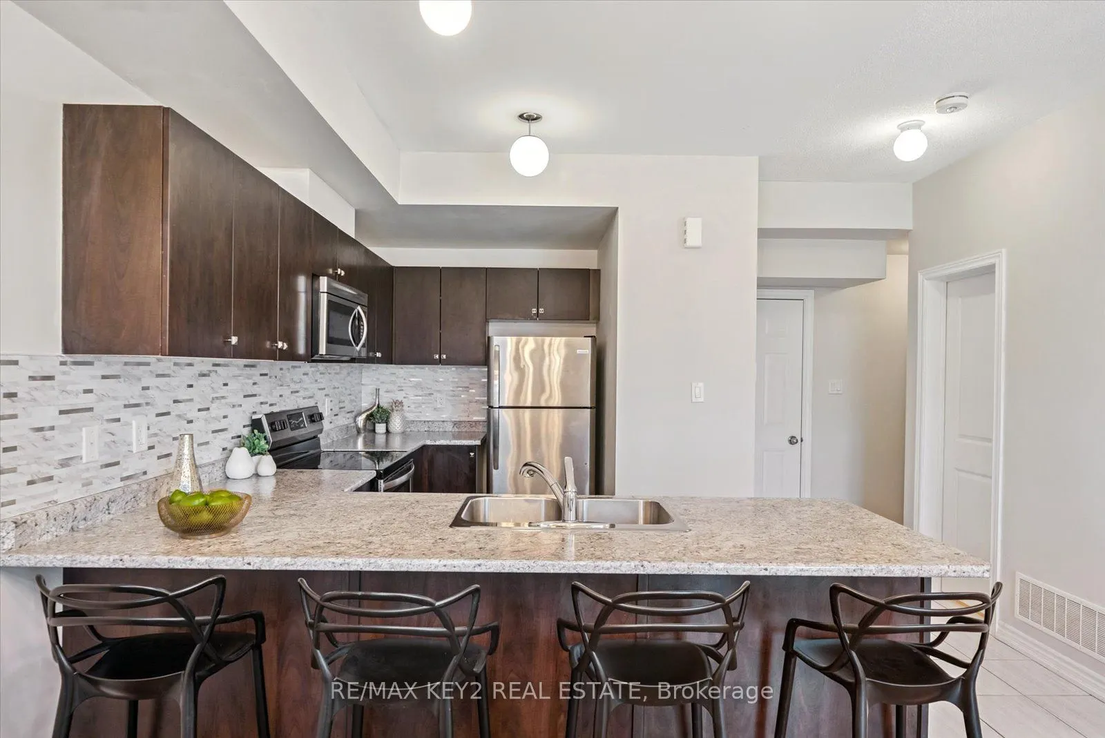 1704 Grenwich Glen, #175