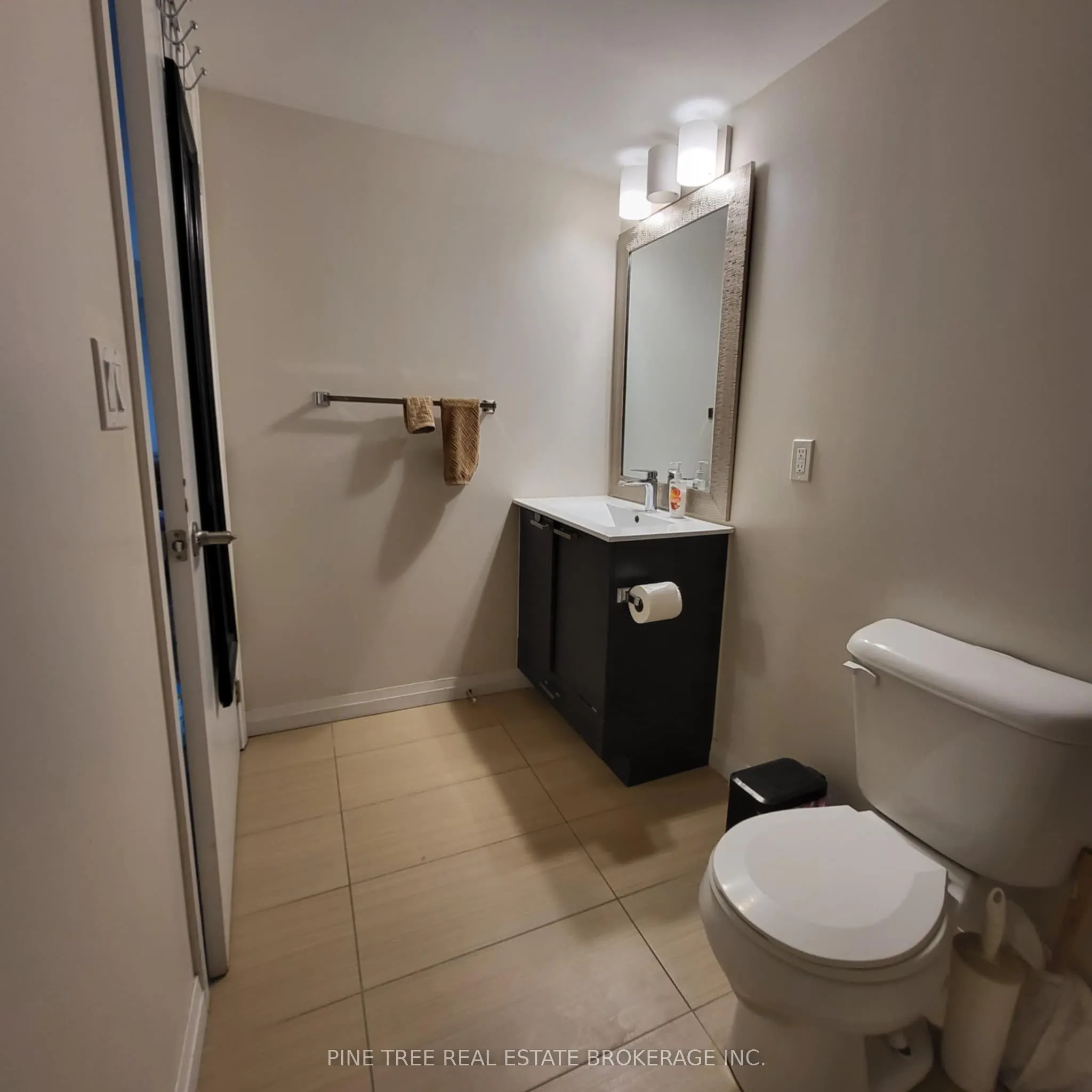 2150 Lawrence Avenue E, #701