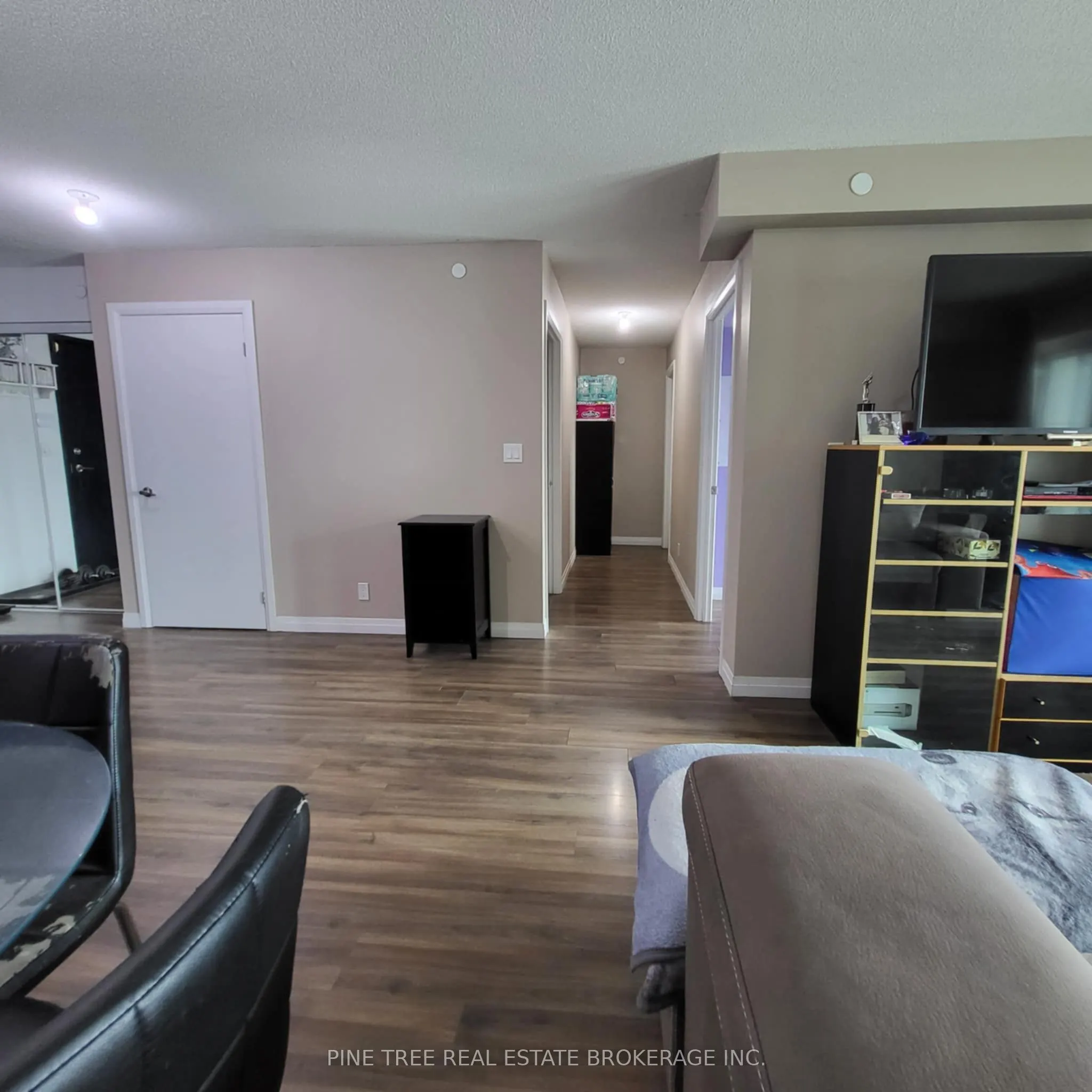2150 Lawrence Avenue E, #701
