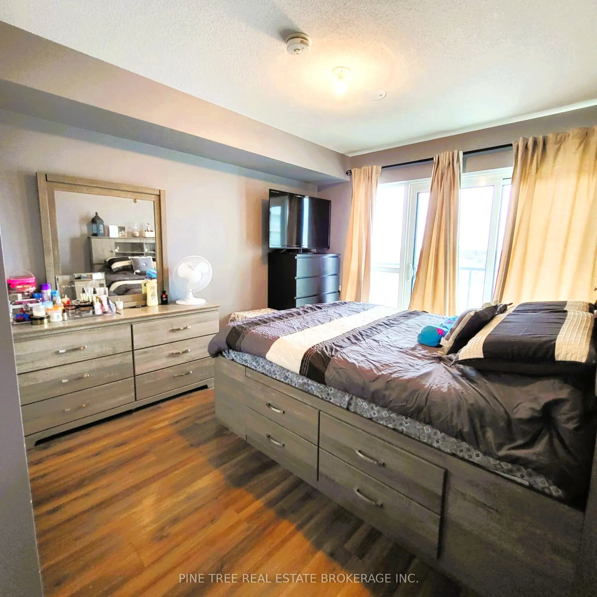 2150 Lawrence Avenue E, #701