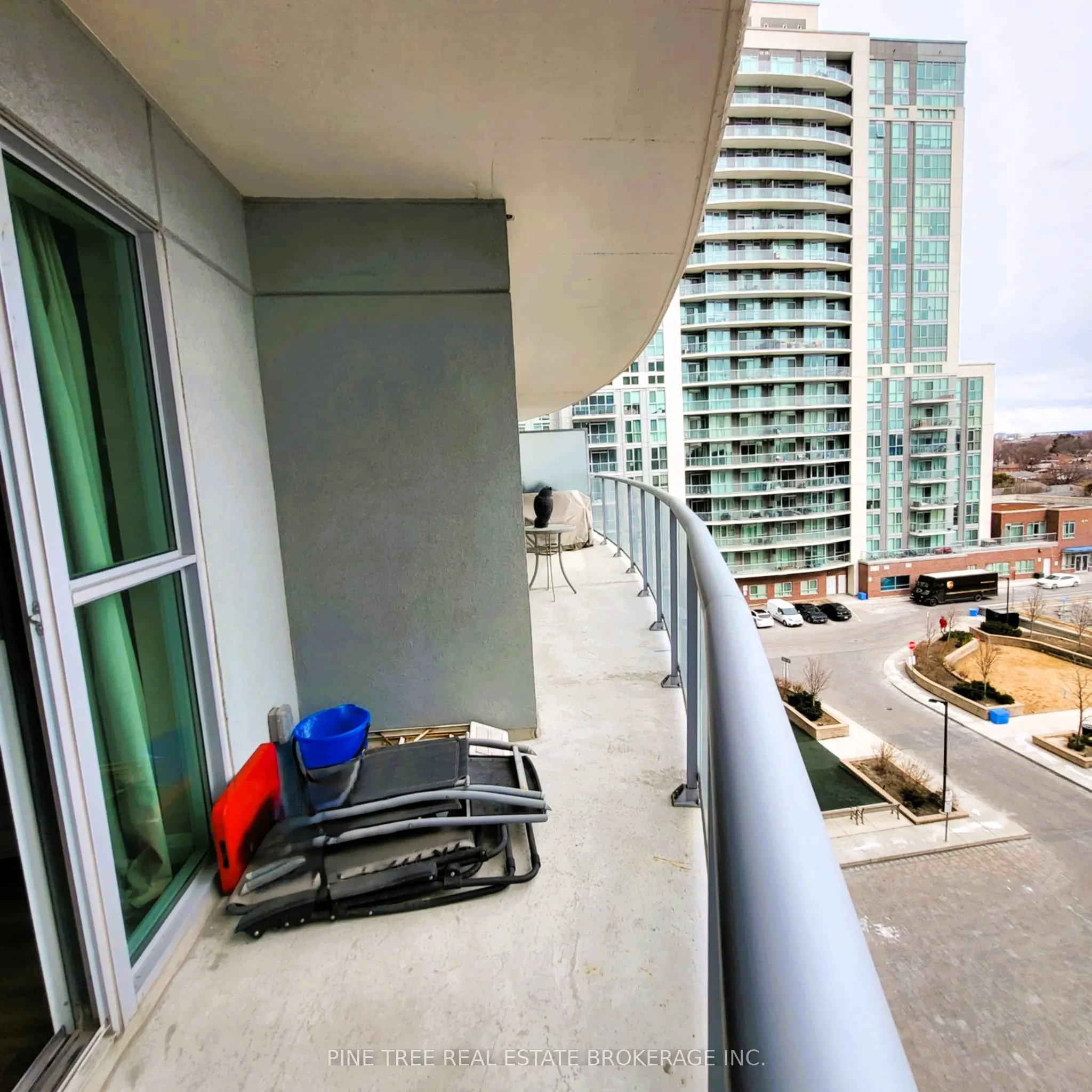 2150 Lawrence Avenue E, #701