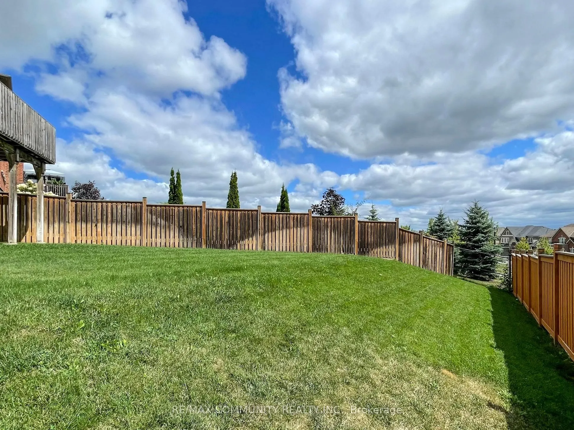 11 Sewell Crescent