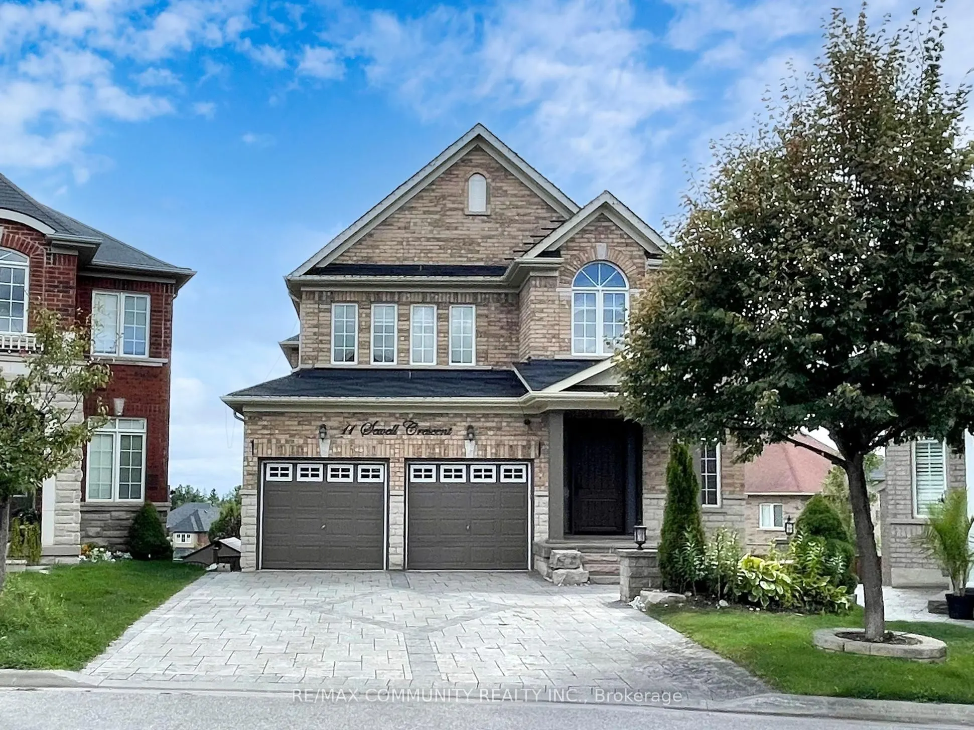 11 Sewell Crescent