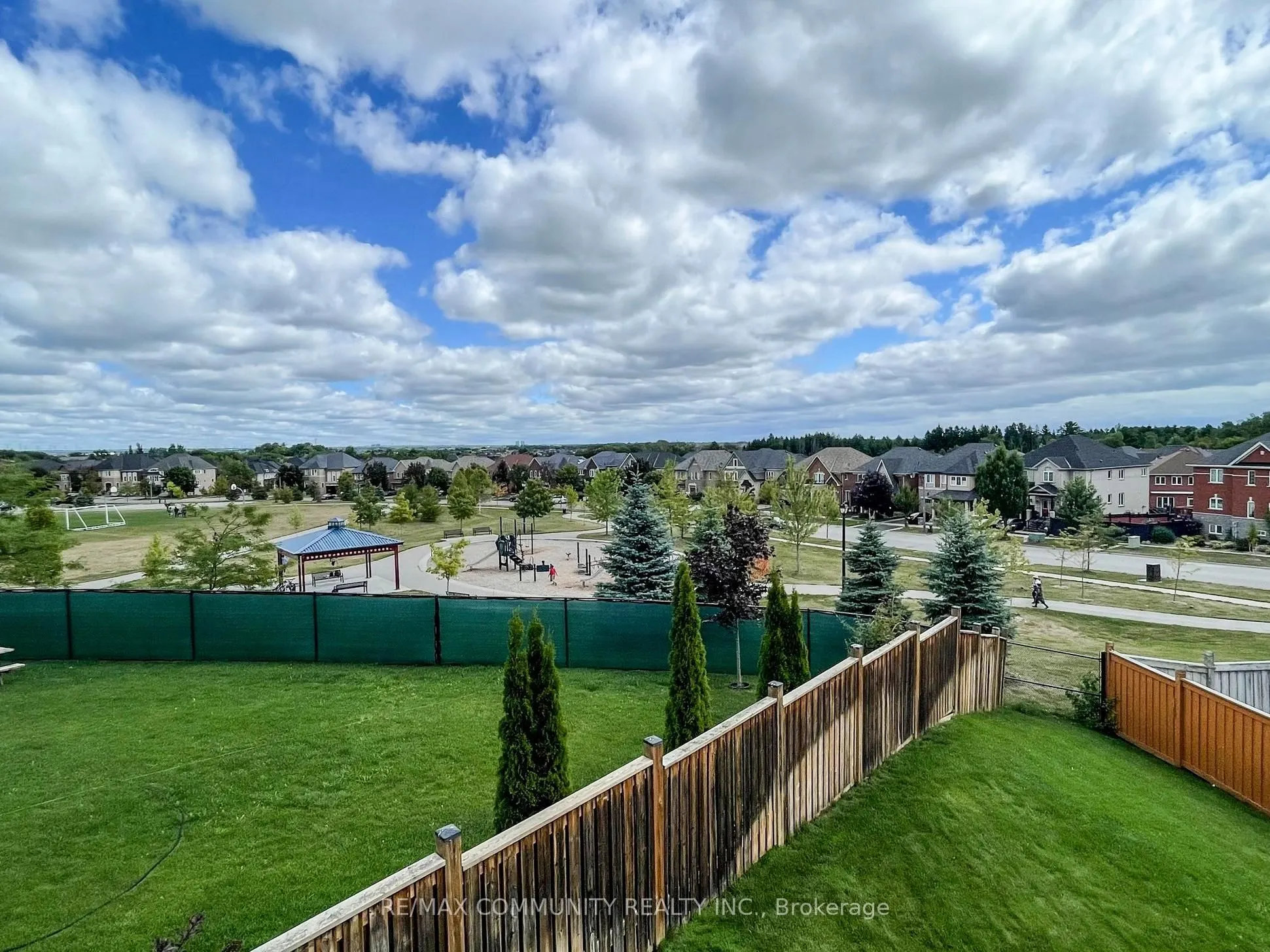 11 Sewell Crescent