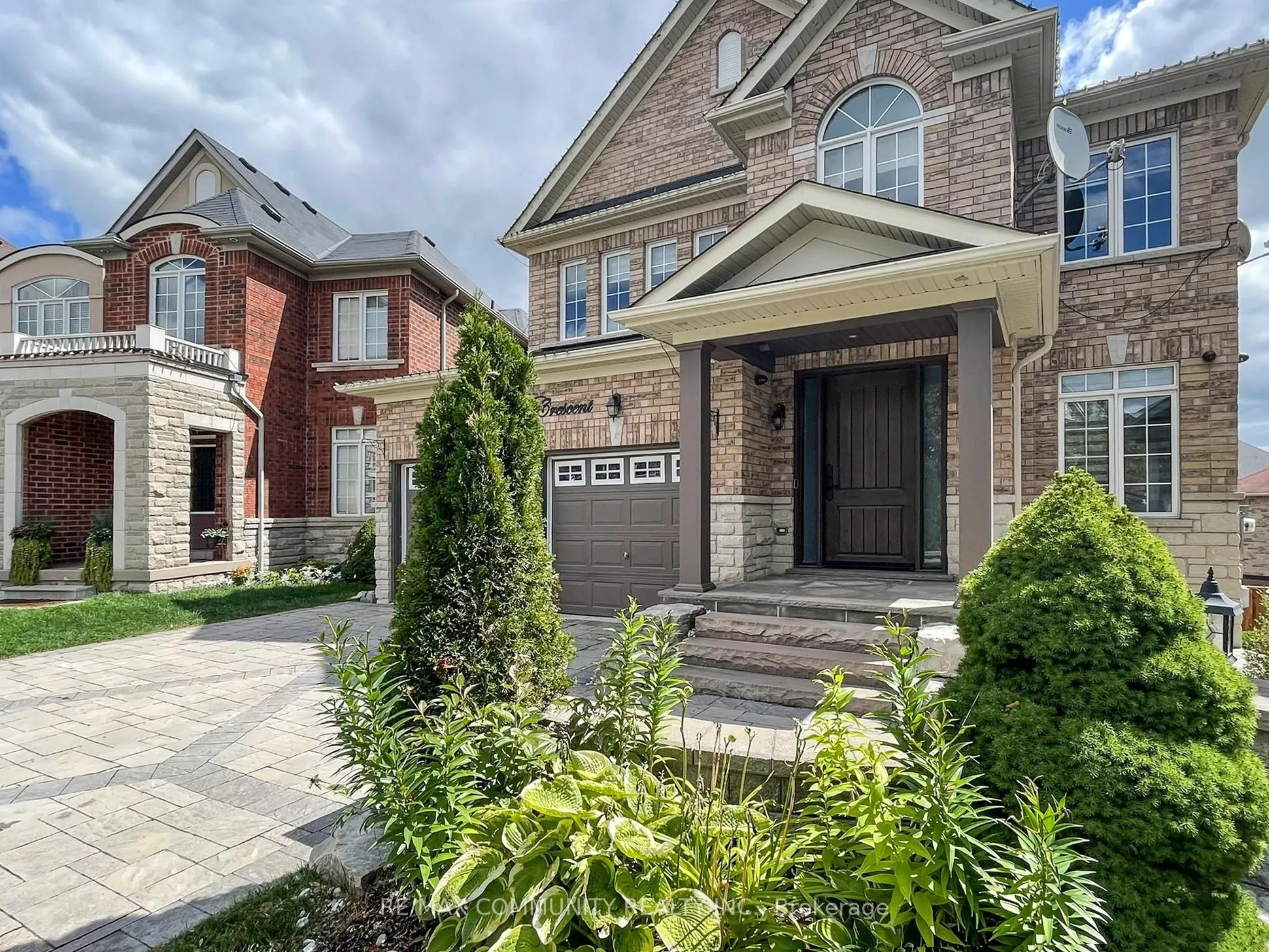 11 Sewell Crescent