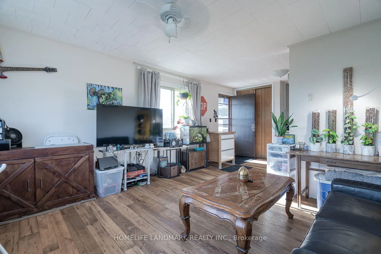 4432 MIDDLE Road