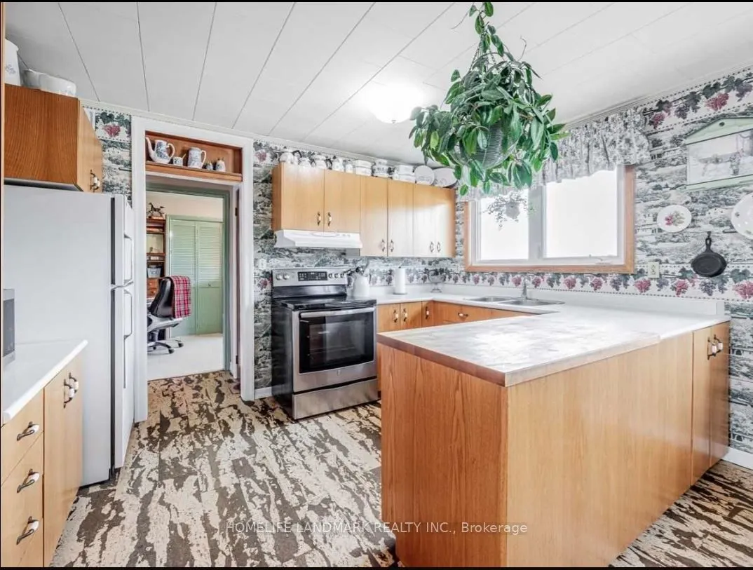 4432 MIDDLE Road