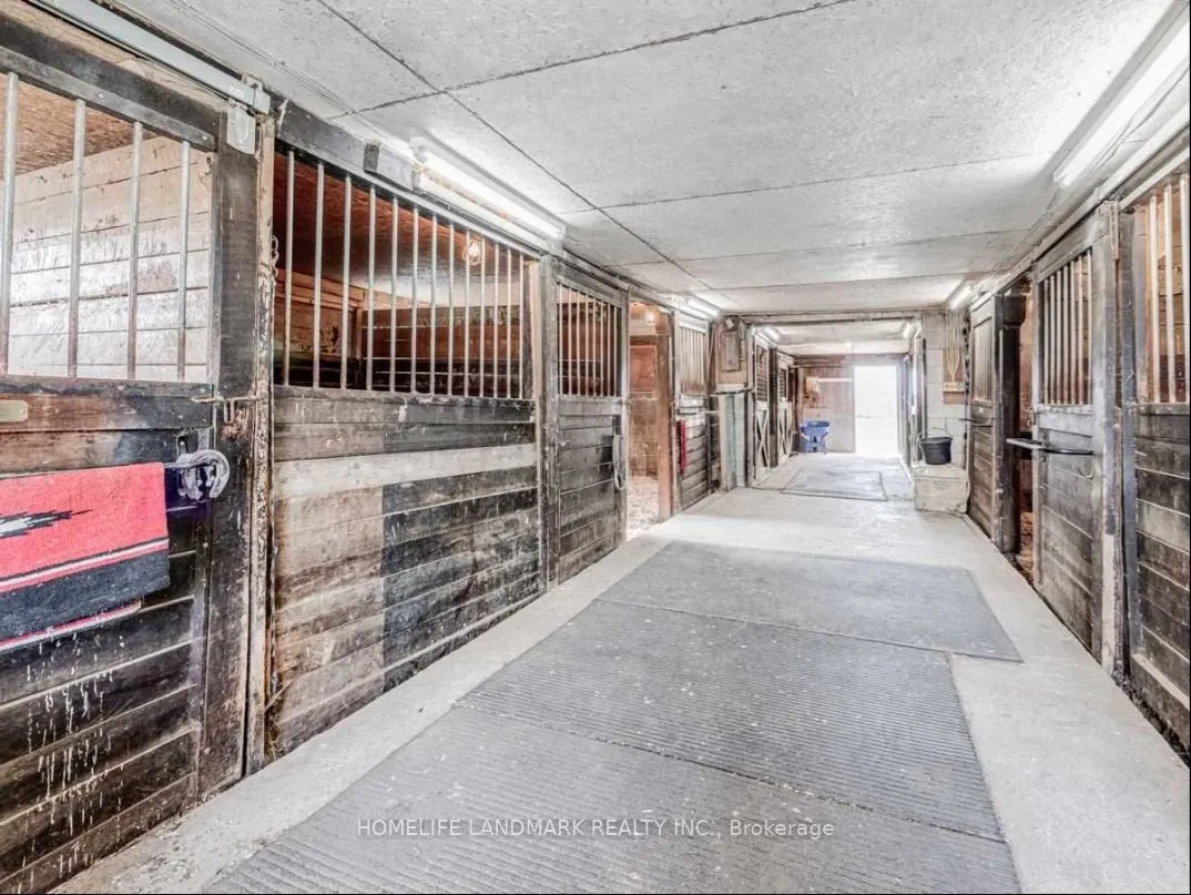 4432 MIDDLE Road