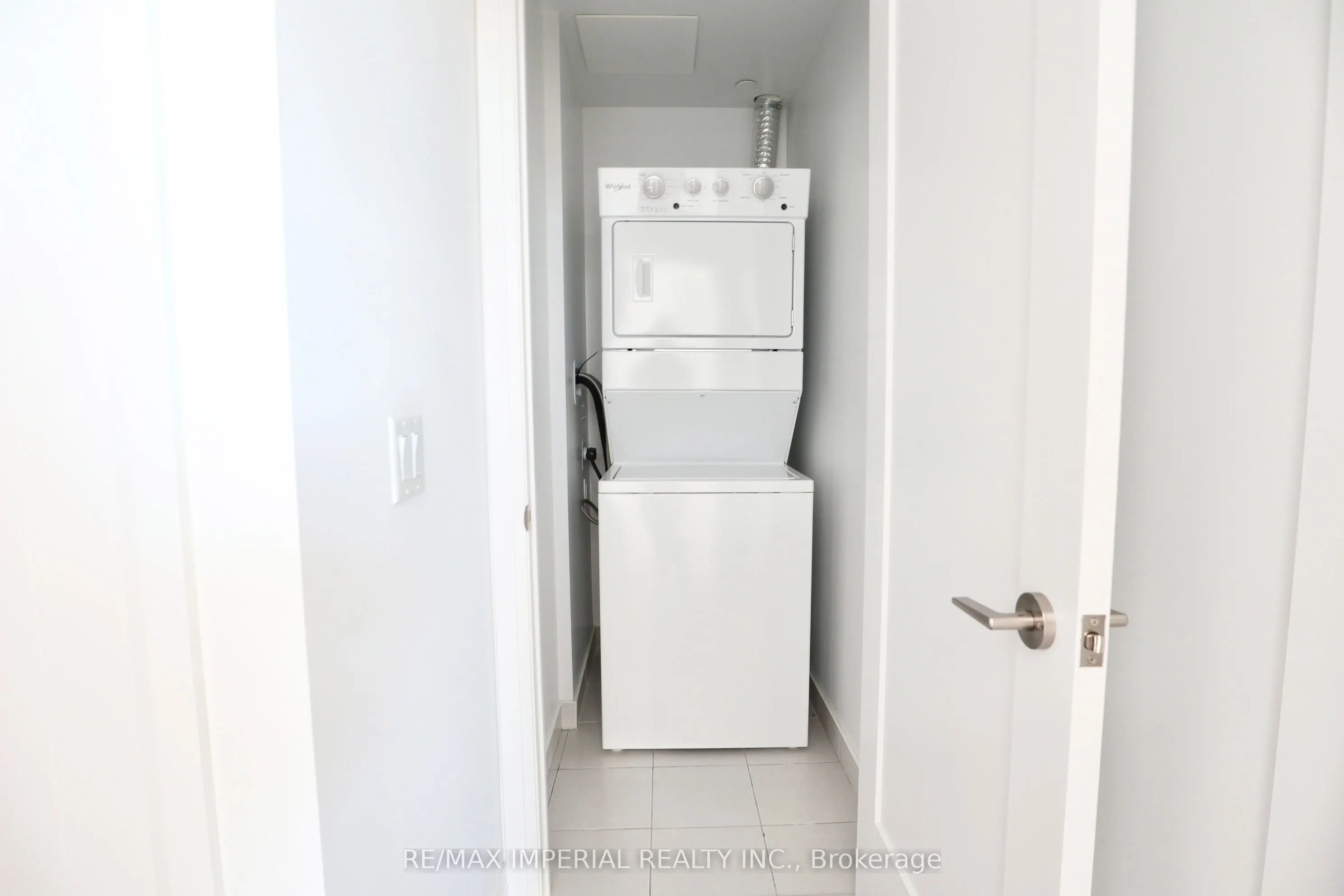 3220 Sheppard Avenue E, #402