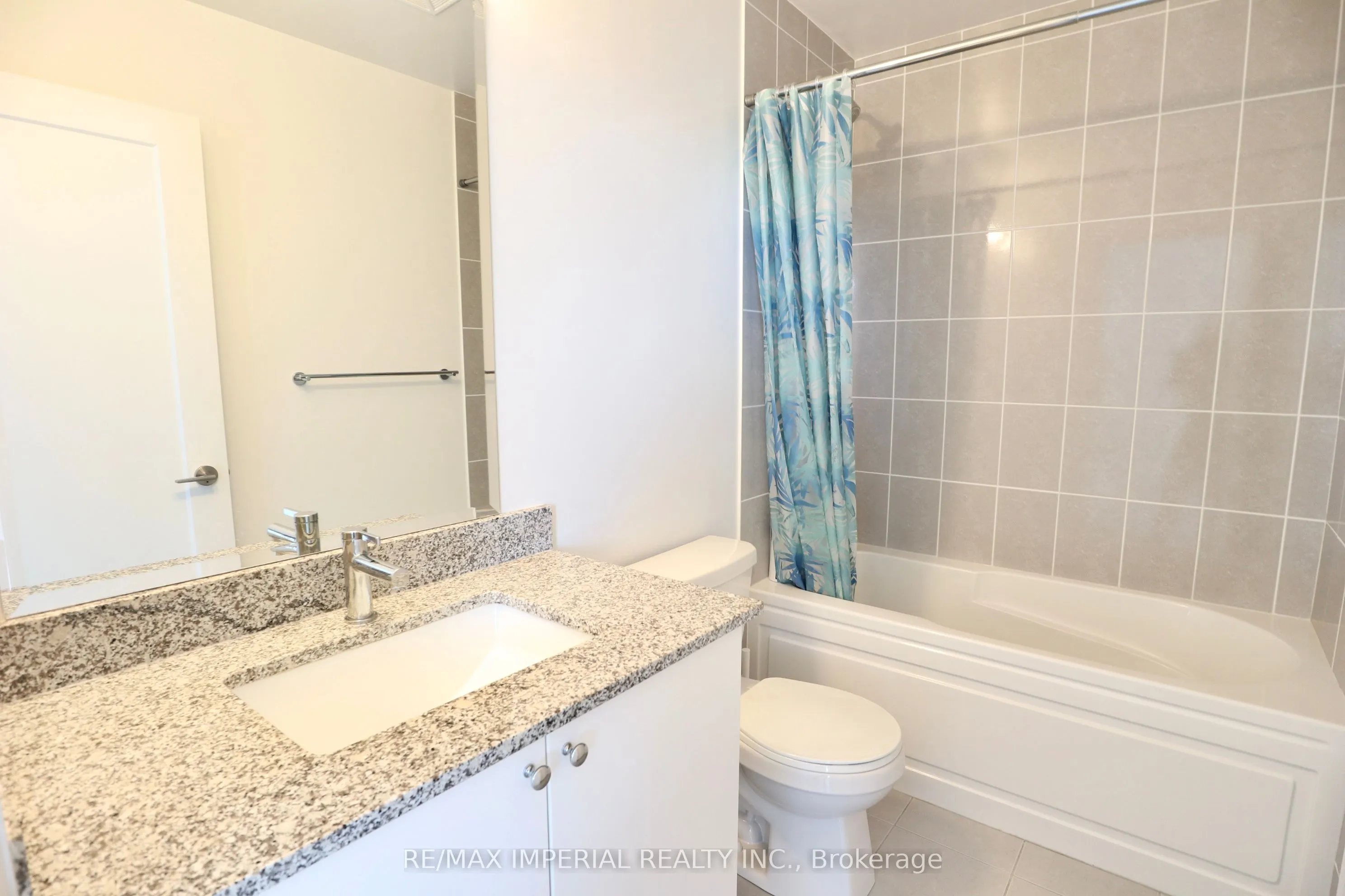 3220 Sheppard Avenue E, #402