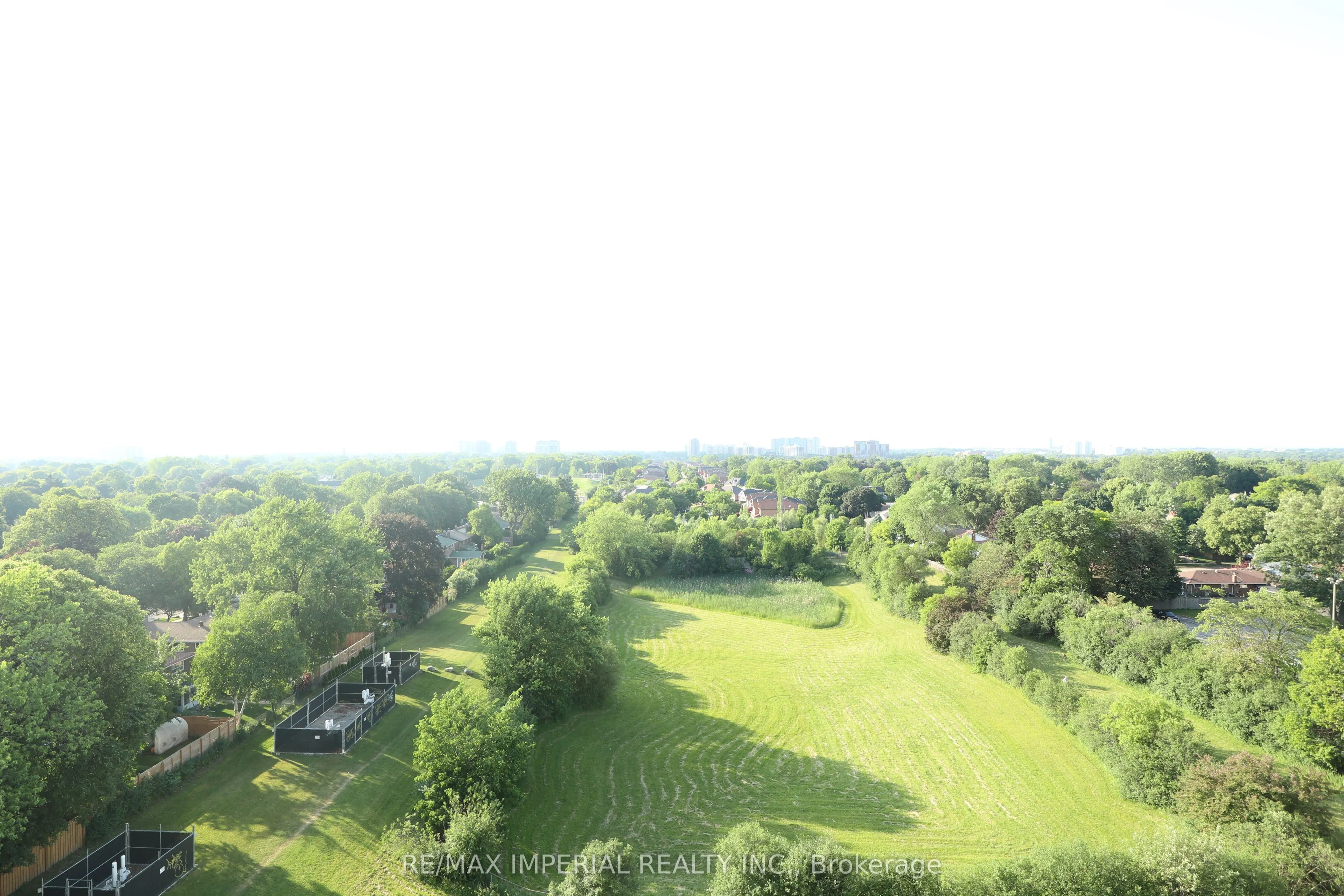 3220 Sheppard Avenue E, #402