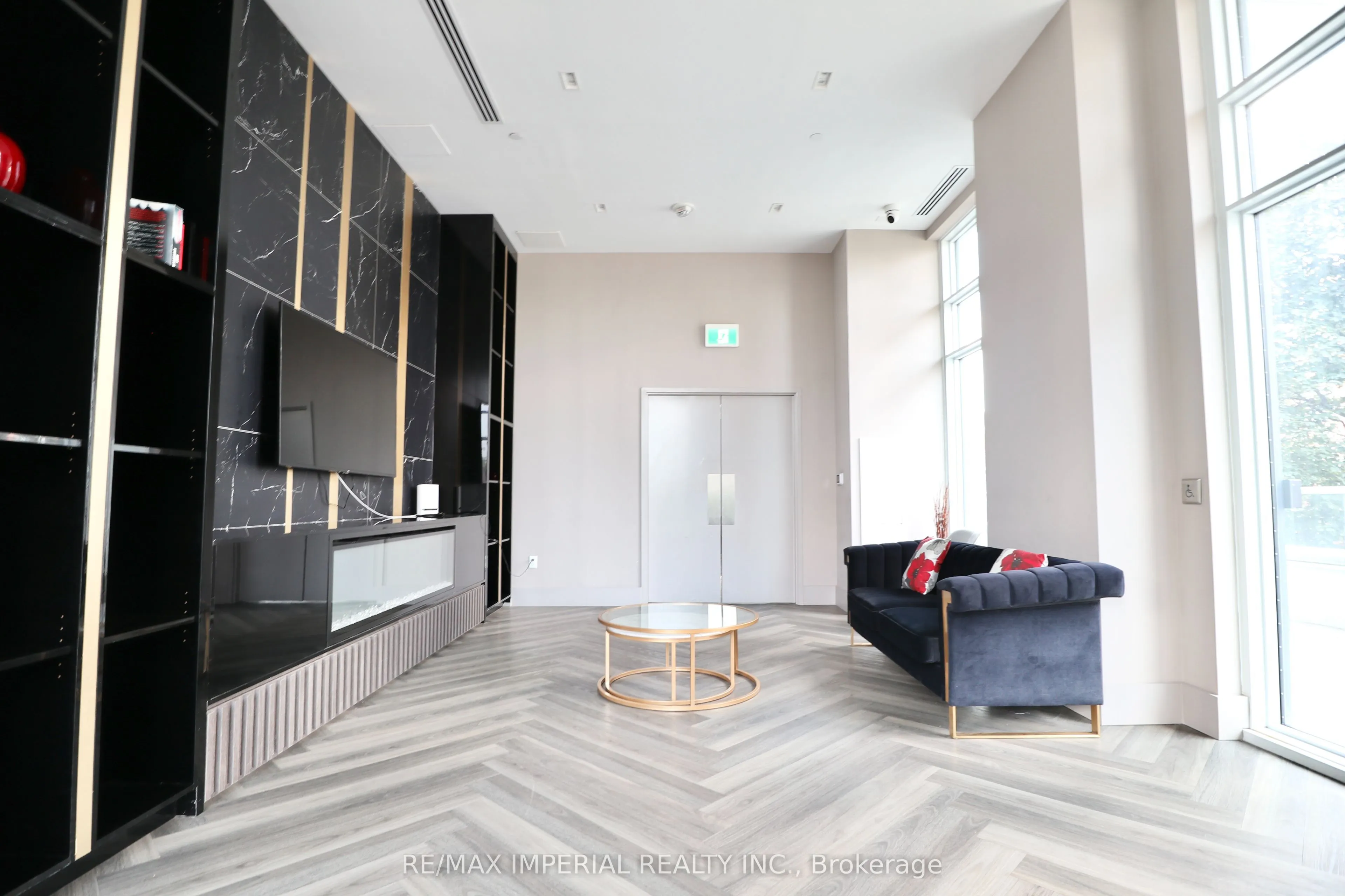3220 Sheppard Avenue E, #402
