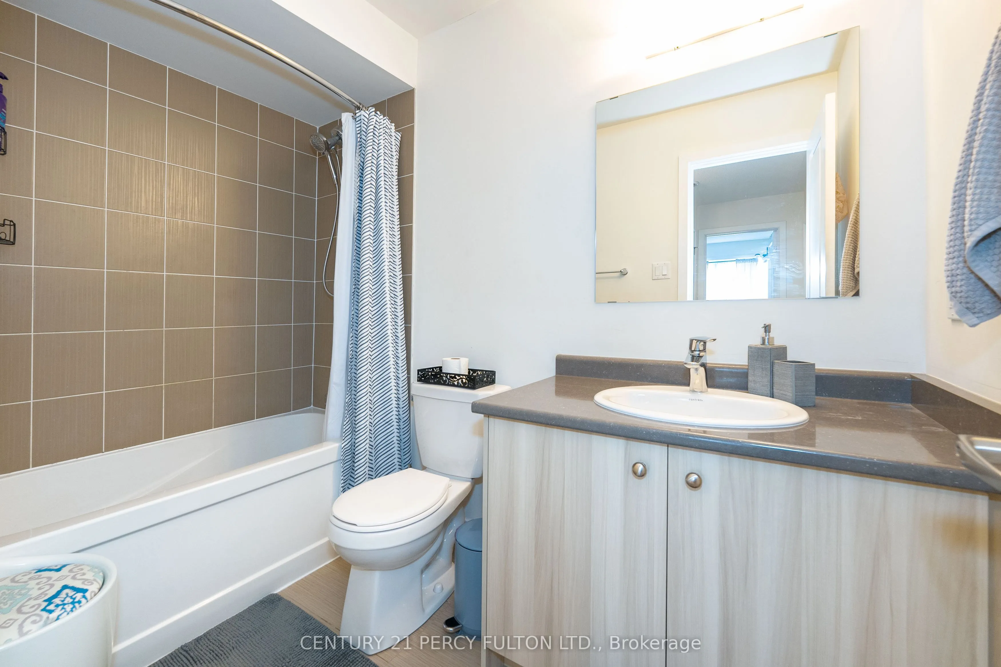 26 Pallock Hill Way, #27