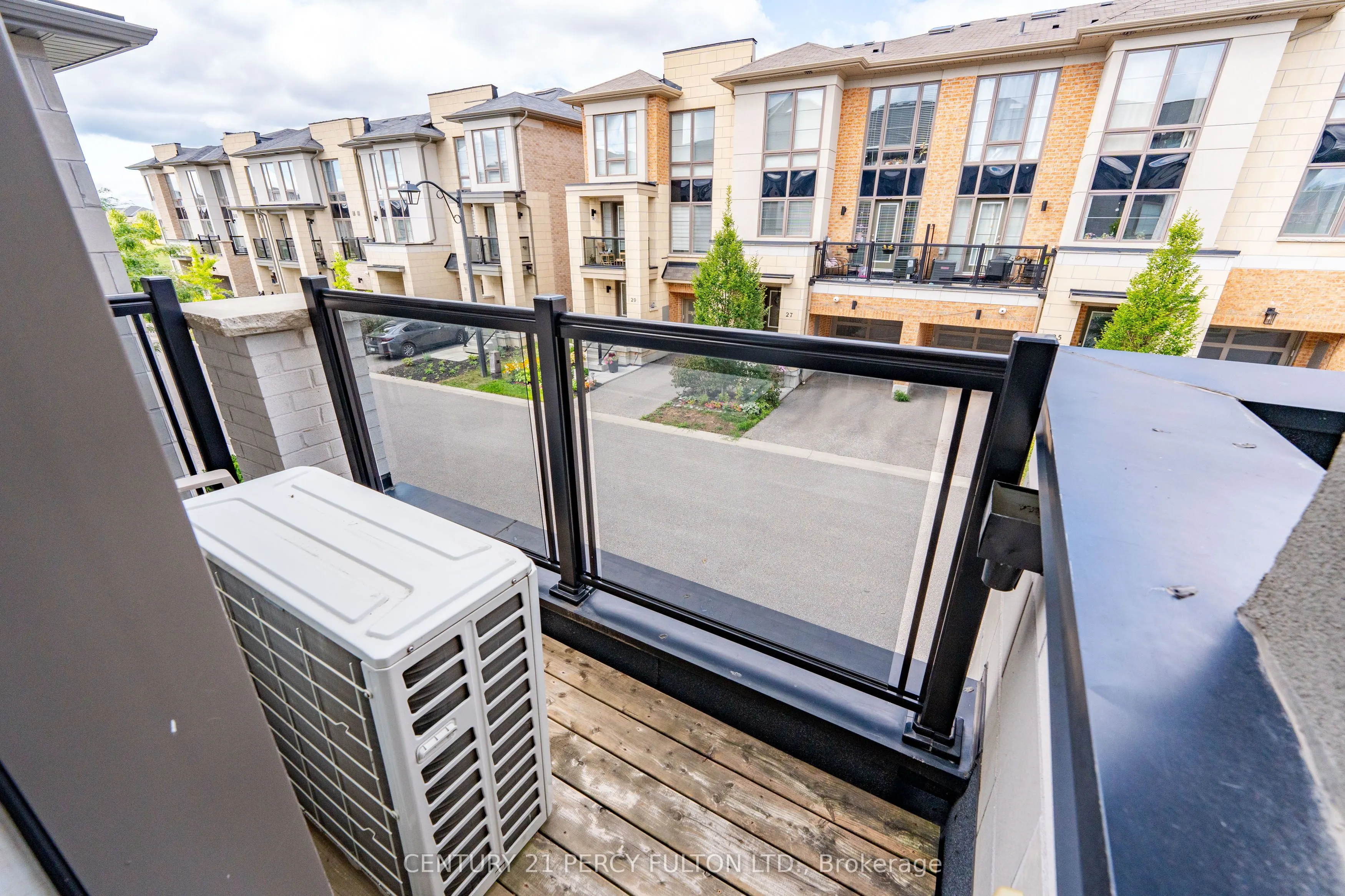26 Pallock Hill Way, #27