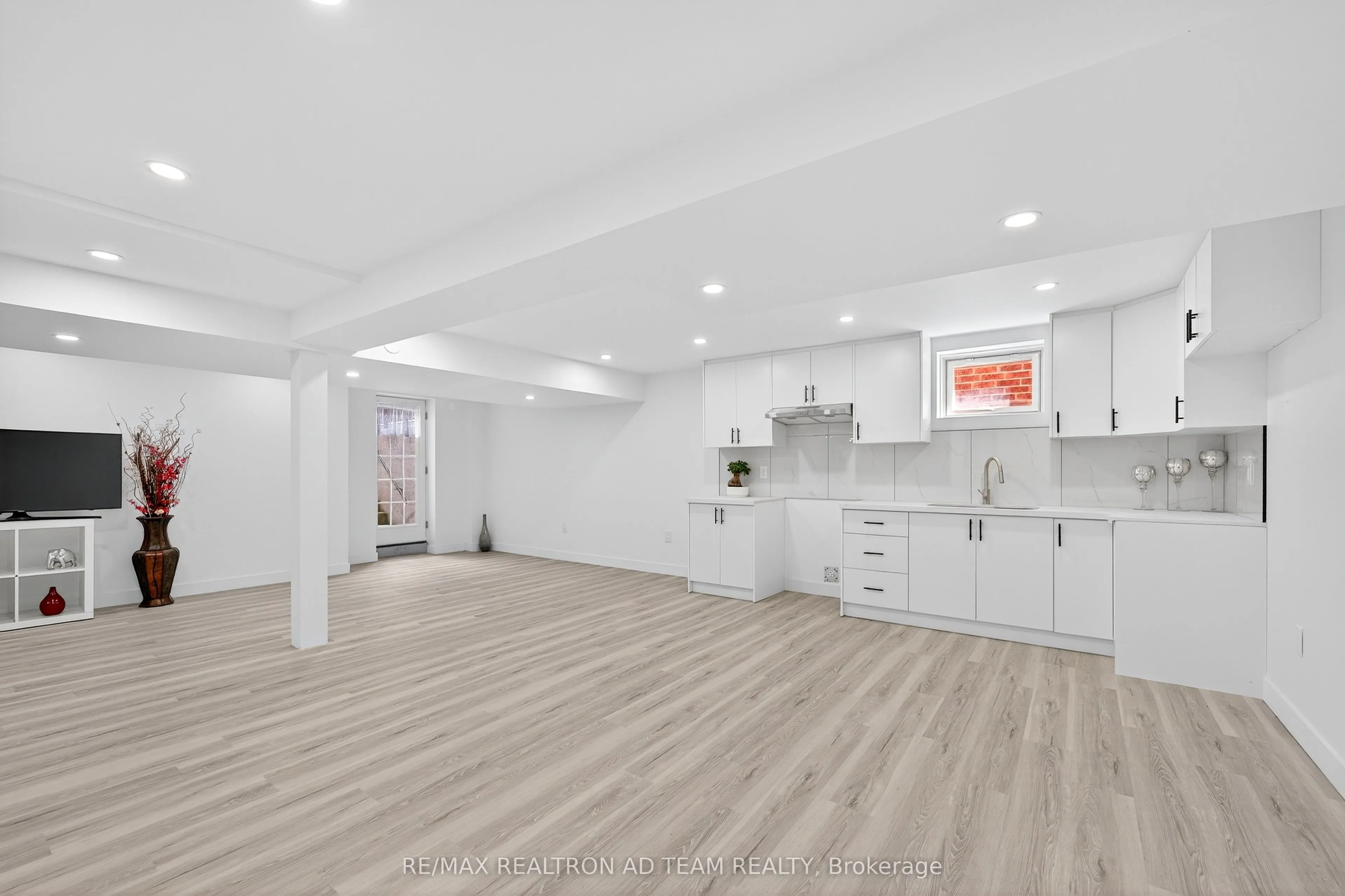 51 Winterton Way