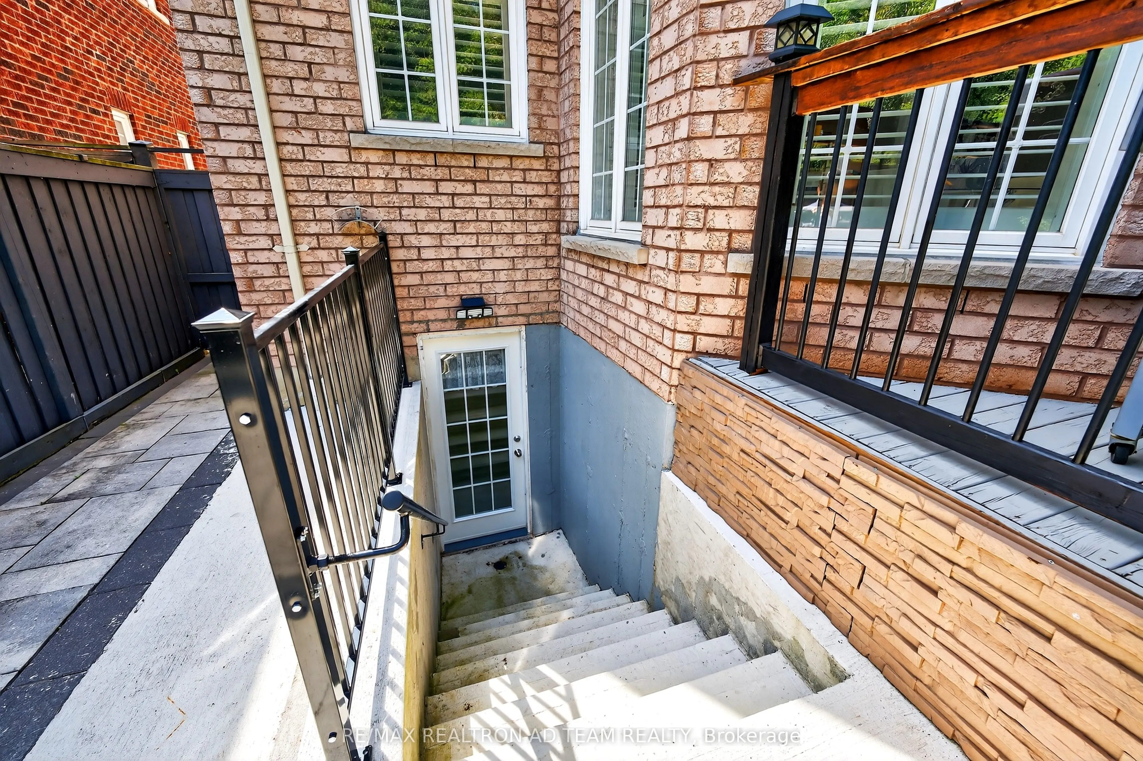 51 Winterton Way