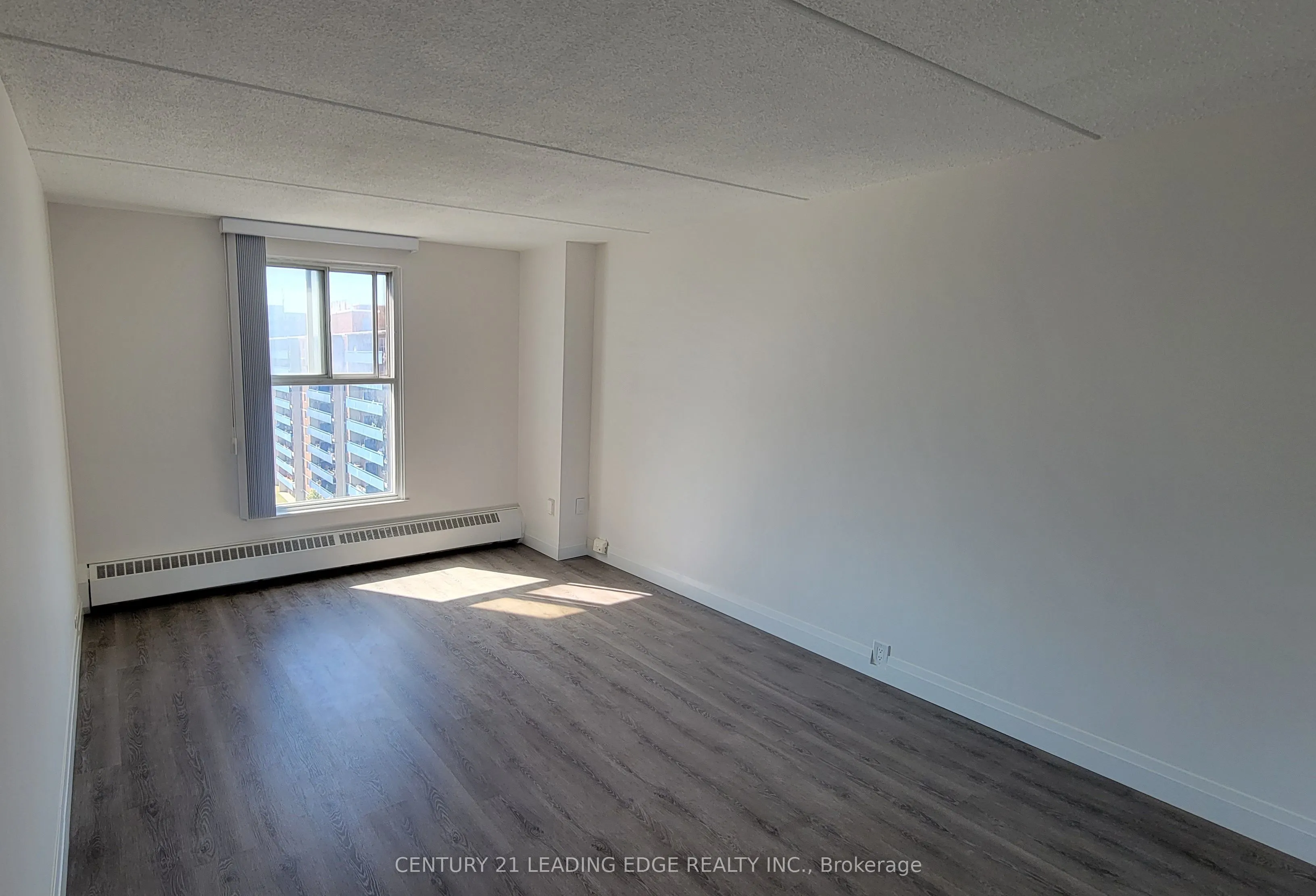 2 Glamorgan Avenue, #1005