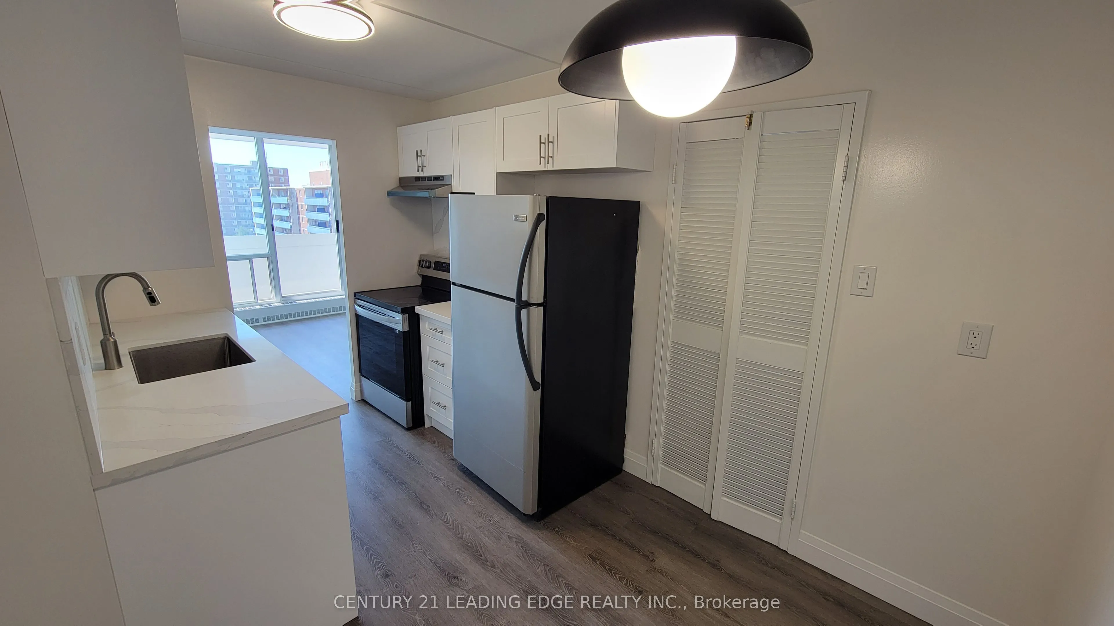2 Glamorgan Avenue, #1005