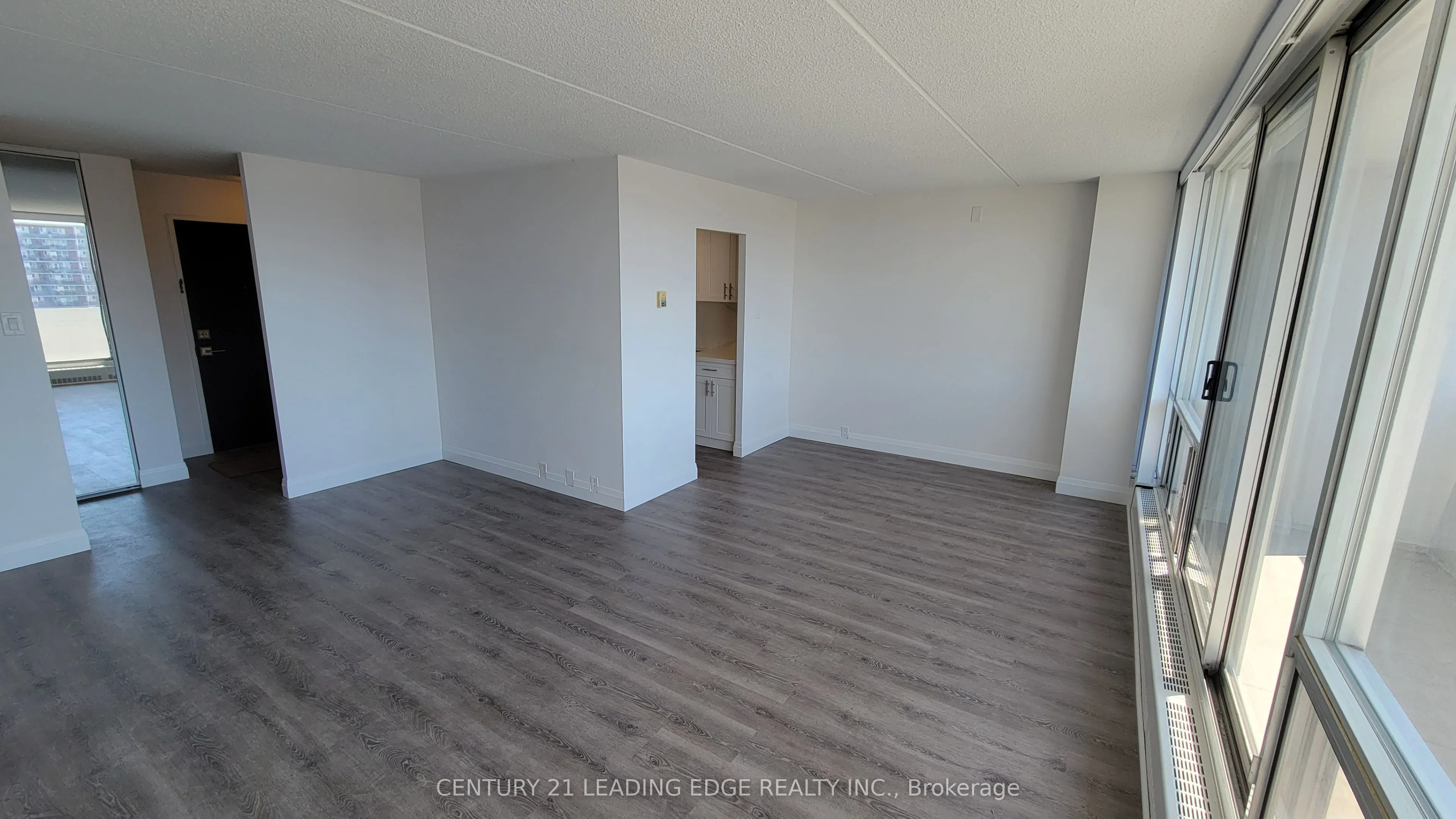 2 Glamorgan Avenue, #1005
