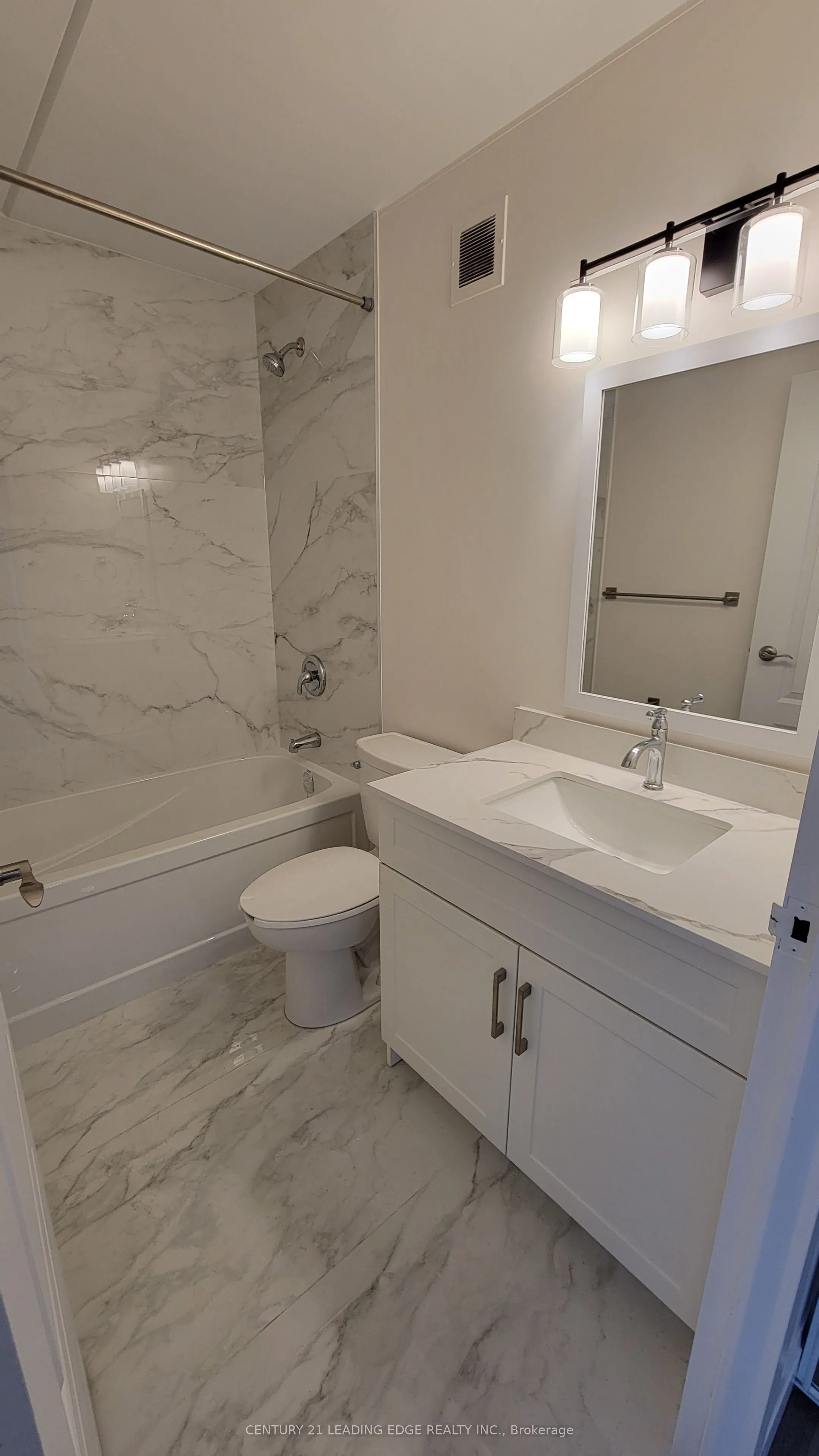2 Glamorgan Avenue, #1005